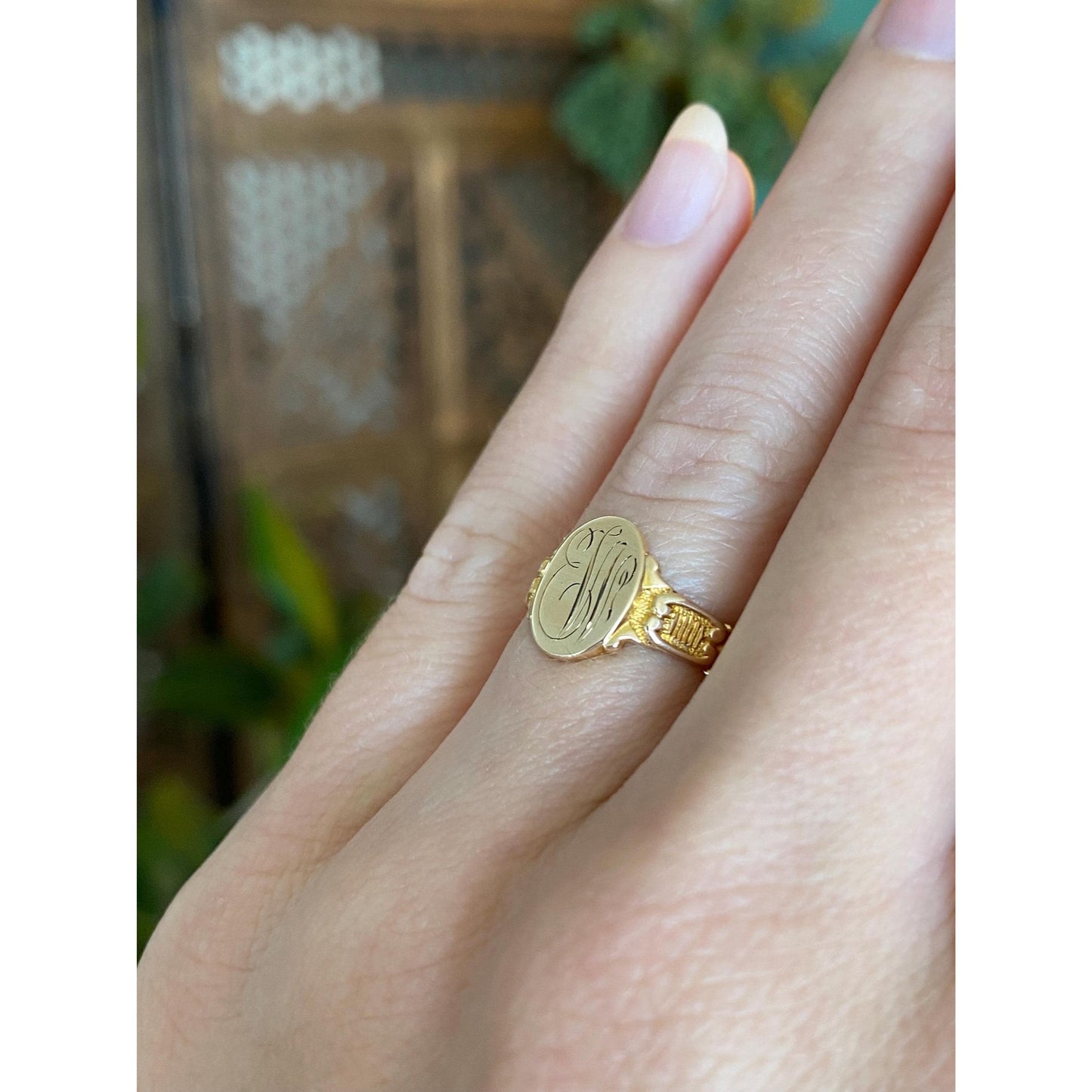 Vintage Solid 10k Yellow Gold Monogram Signet Ring - Size 4.75
