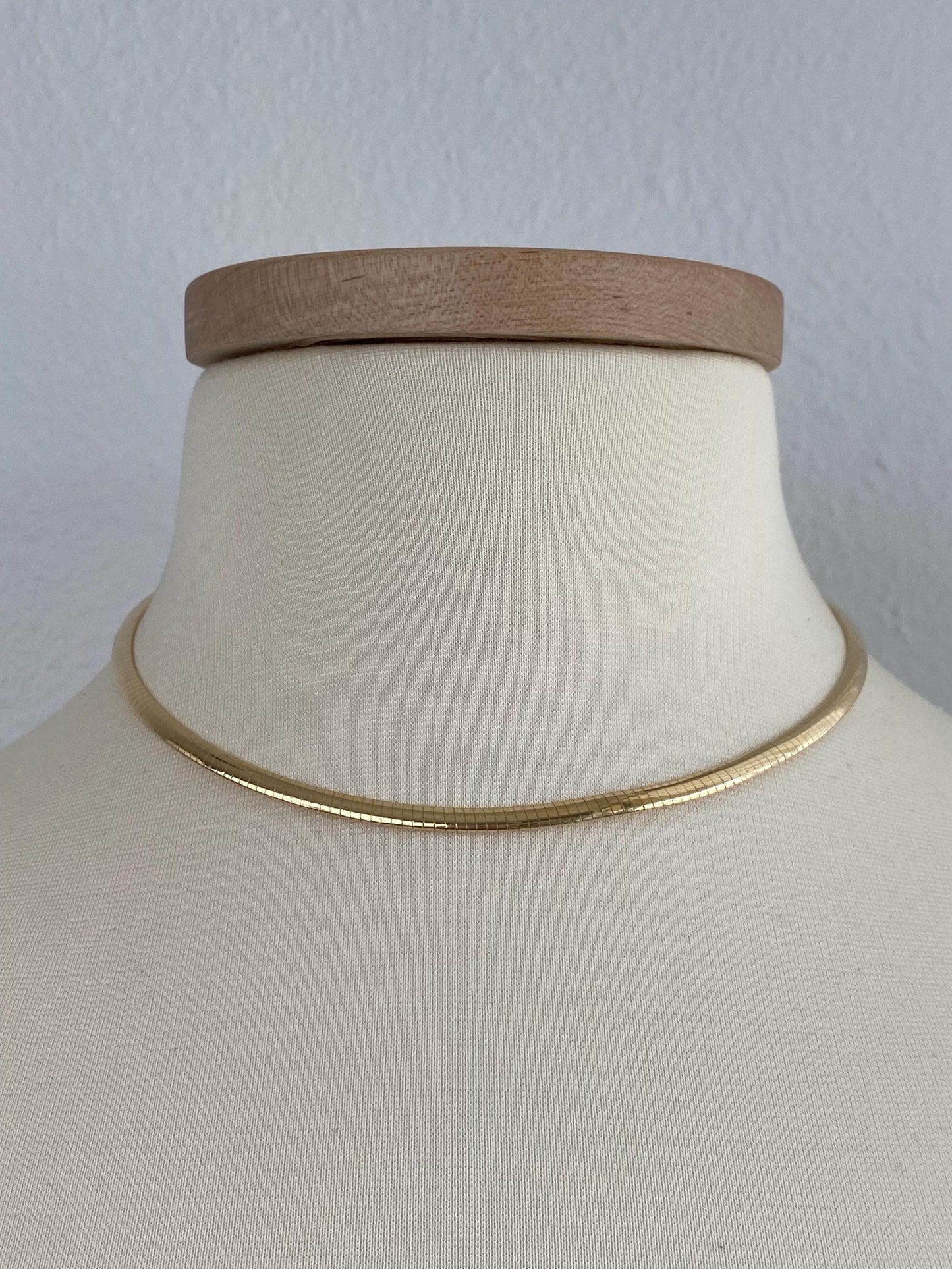 Vintage Solid 14k Yellow Gold Omega Chain Necklace - 16 inches