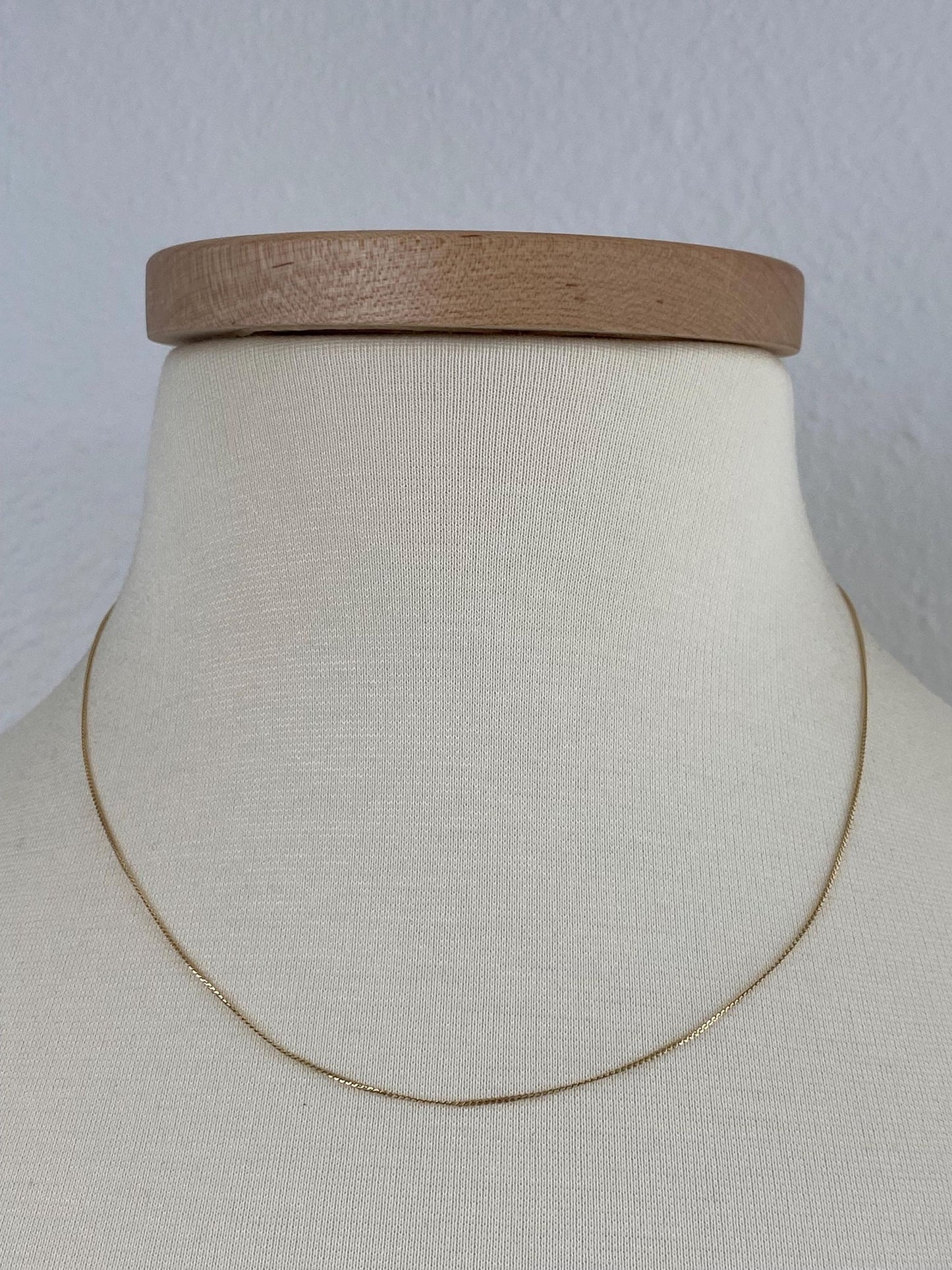 Vintage Solid 14k Yellow Gold Dainty Serpentine Chain Necklace - 17.75 inches