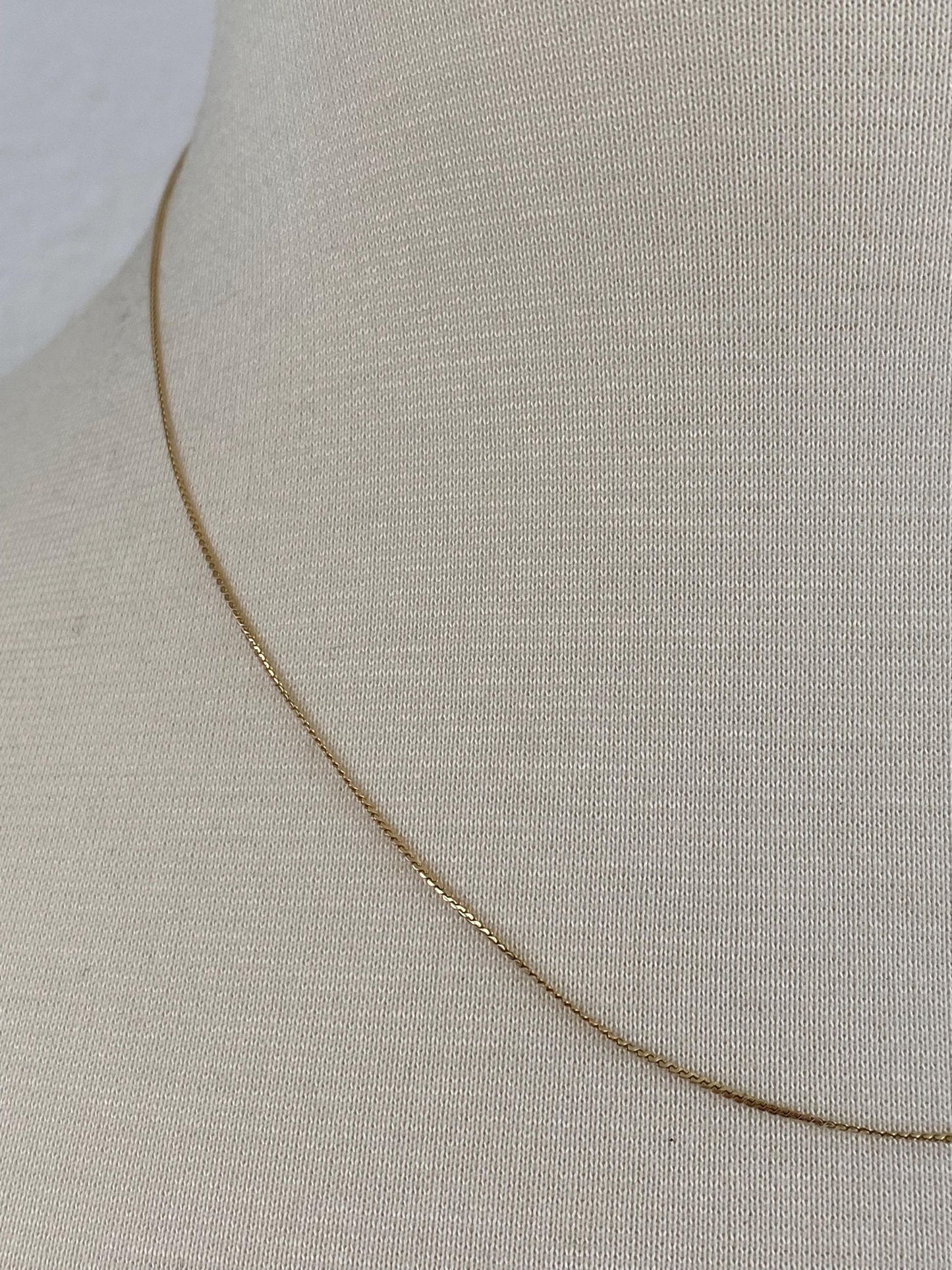 Vintage Solid 14k Yellow Gold Dainty Serpentine Chain Necklace - 17.75 inches