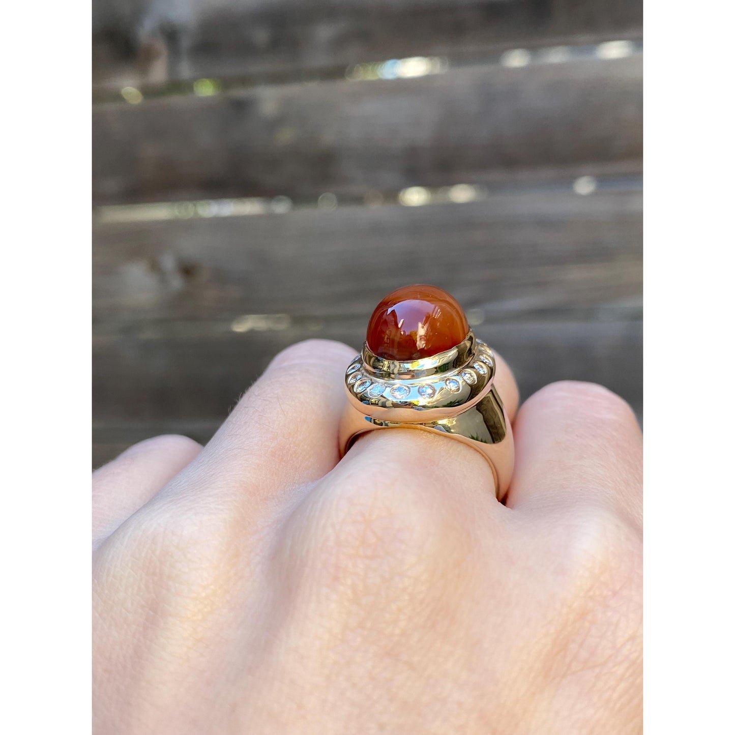 Vintage Solid 14k Yellow Gold Agate Diamond Halo Cigar Ring Band - Size 7