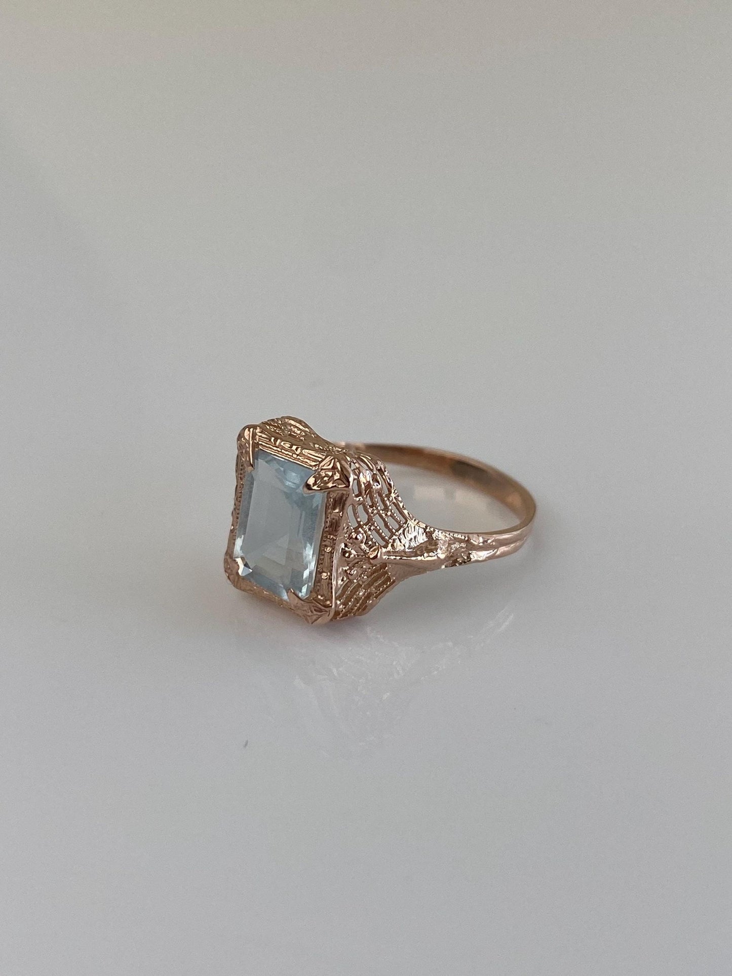 Vintage Solid 14k Rose Gold Aquamarine Art Deco Ring - Size 7.5