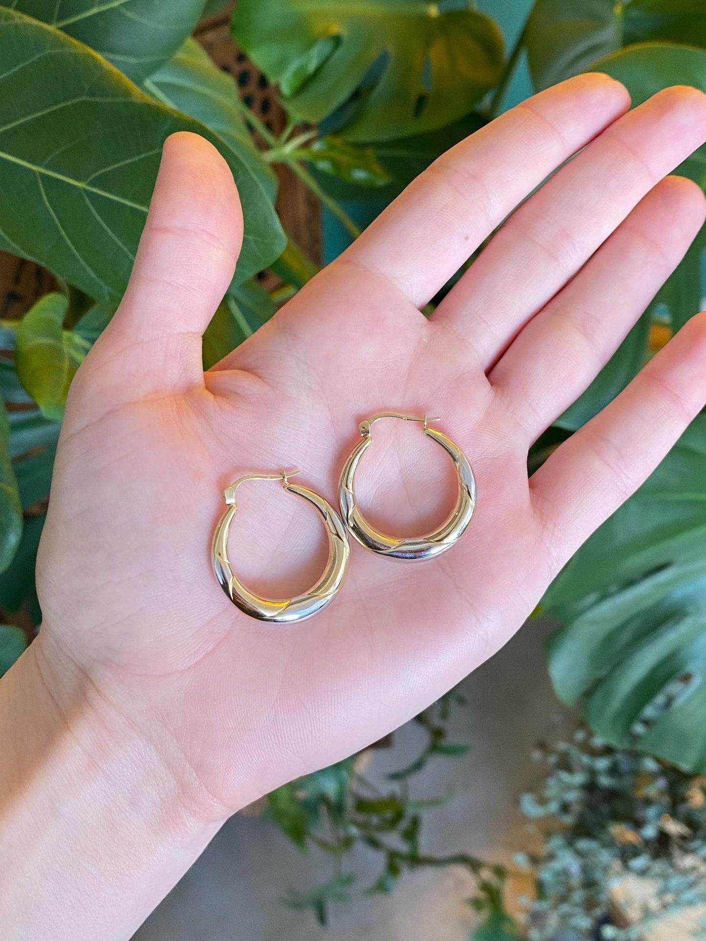Vintage 14k White & Yellow Gold Design Hoop Earrings