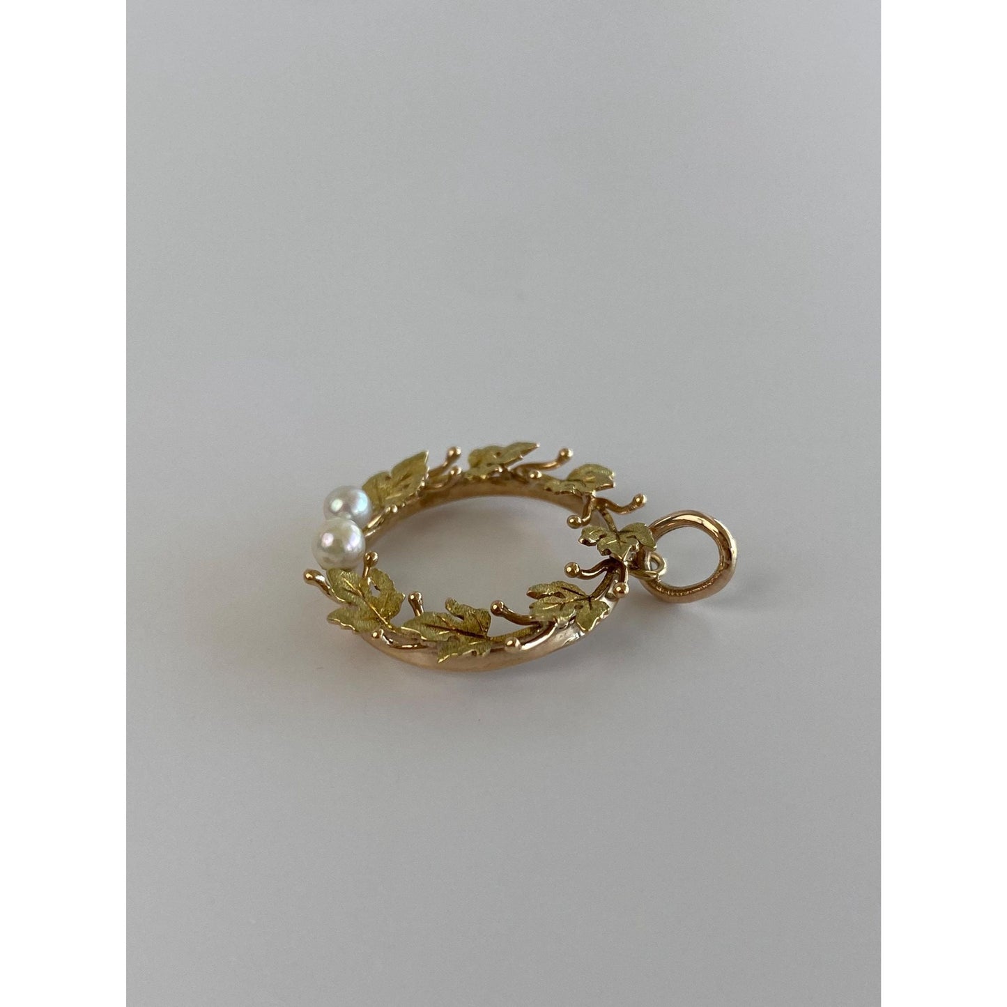 Vintage Solid 14k Yellow Gold Pearl Wreath Charm