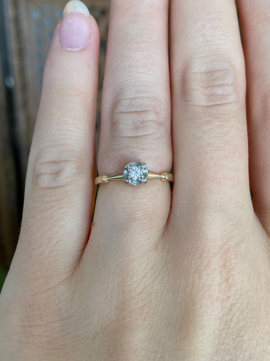 Vintage Solid 14k White & Yellow Gold Diamond Ring - Size 5.25