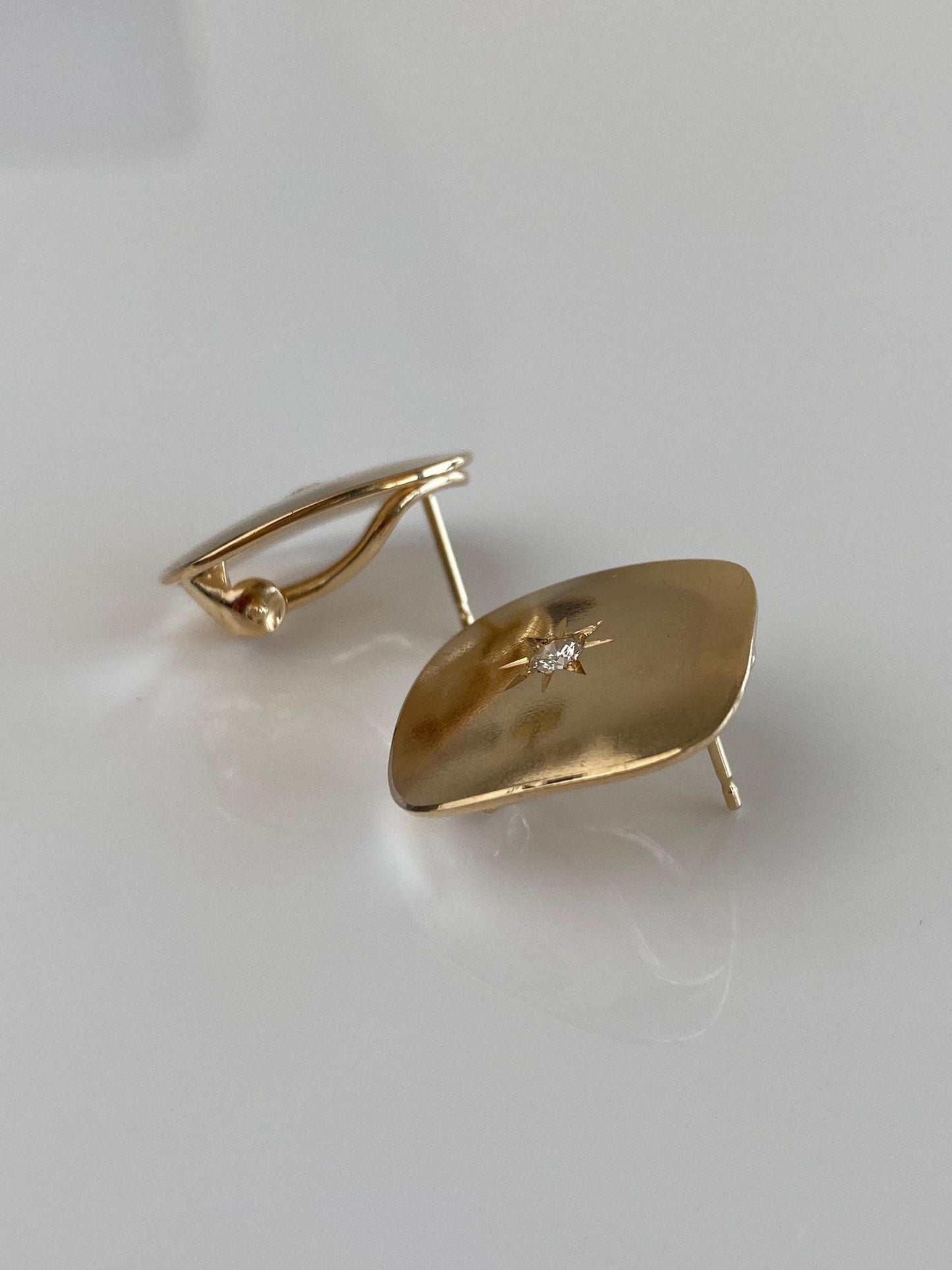 Vintage Solid 14k Yellow Gold Star Set Diamond Square Drop Earrings