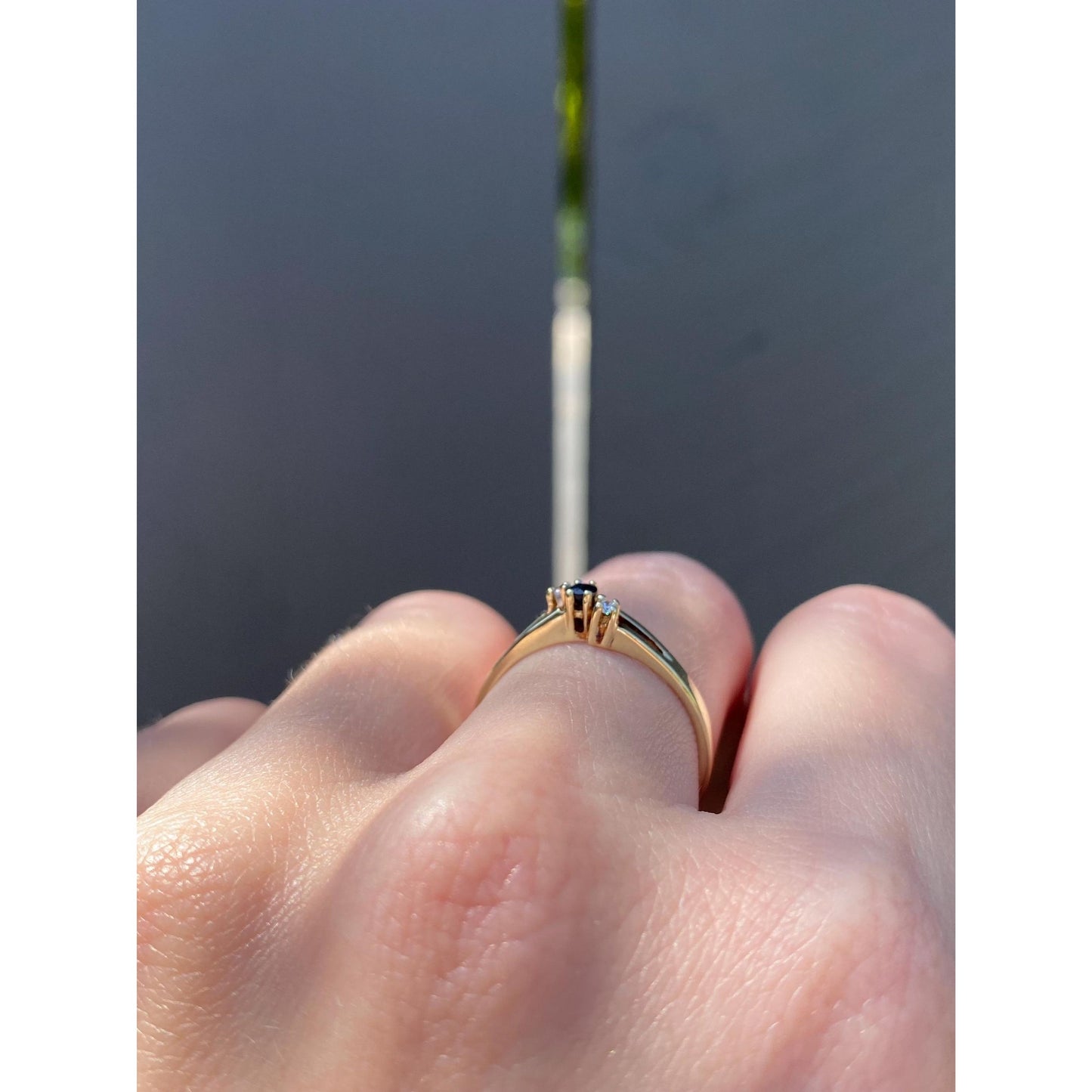 Vintage Solid 14k Yellow Gold Blue Spinel Cubic Zirconia Ring - Size 6