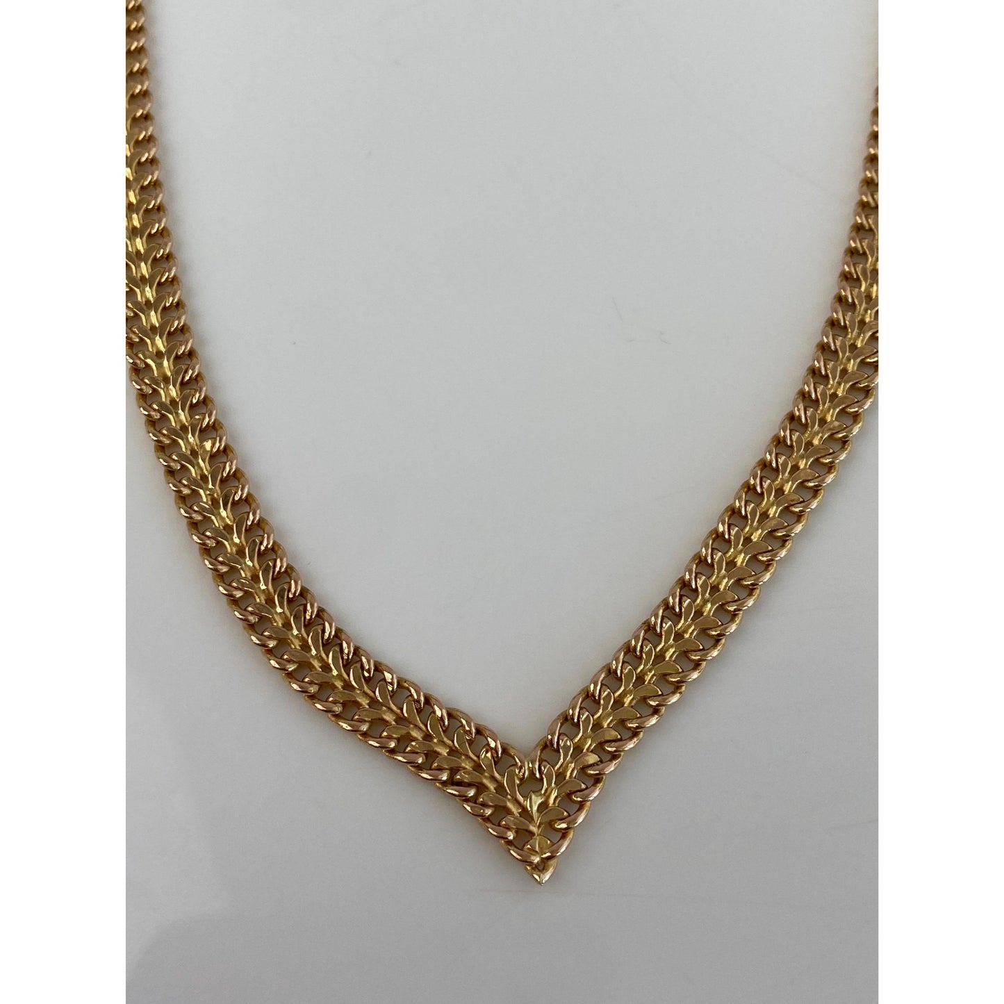 Vintage 10k Yellow Gold Woven Chevron Chain Necklace - 17 inches