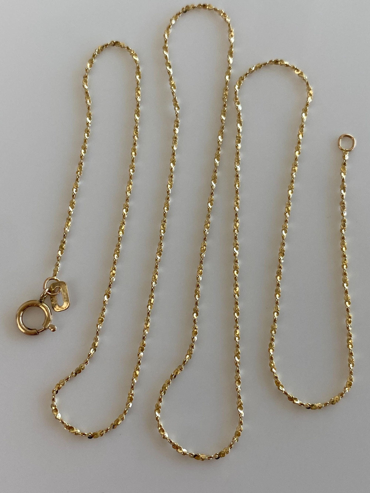 Vintage Solid 14k Yellow Gold Dainty Twisted Serpentine Chain Necklace - 18 inches