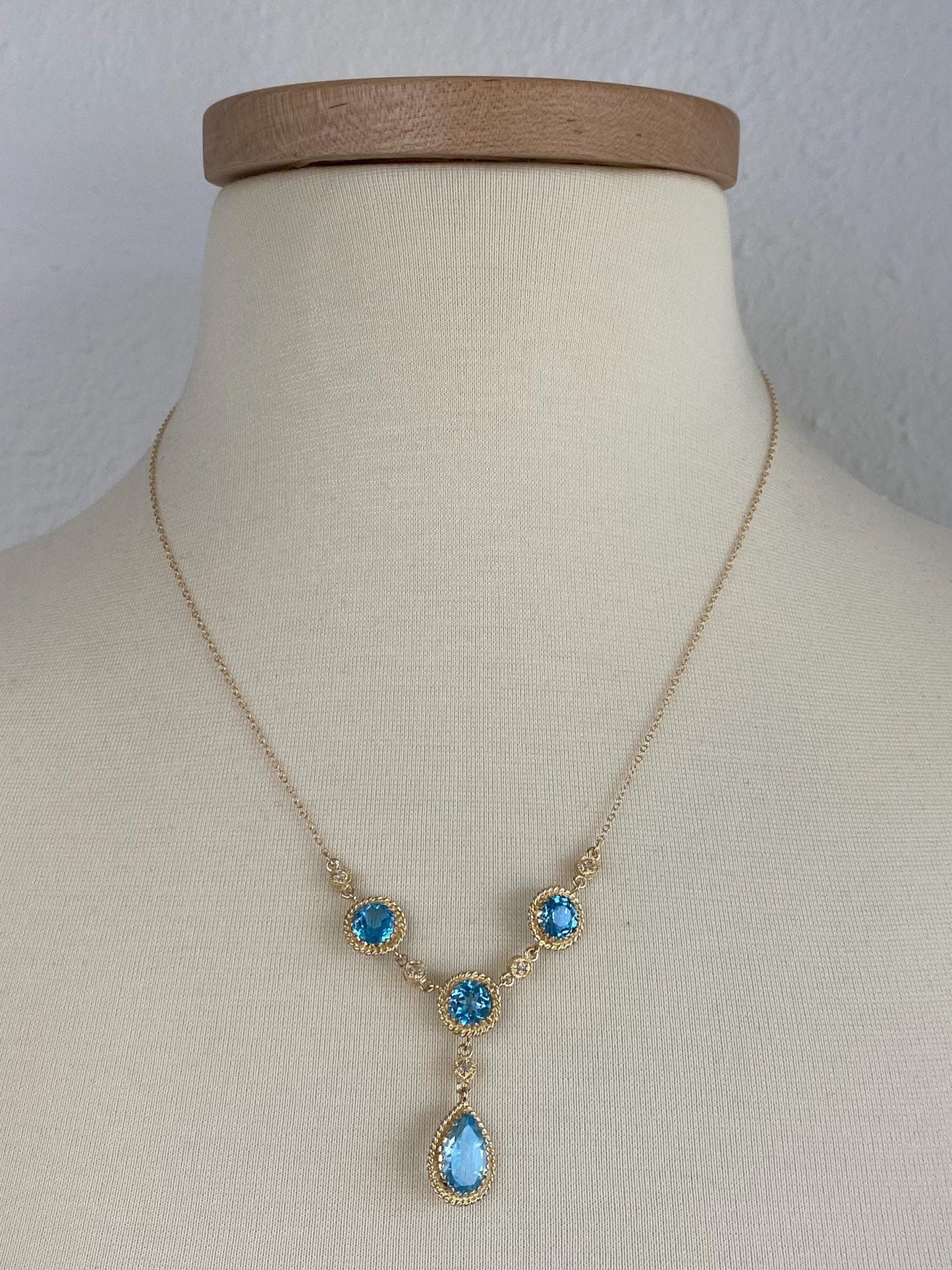 Vintage Solid 14k Yellow Gold Diamond Topaz Cable Chain Necklace - 20 inches