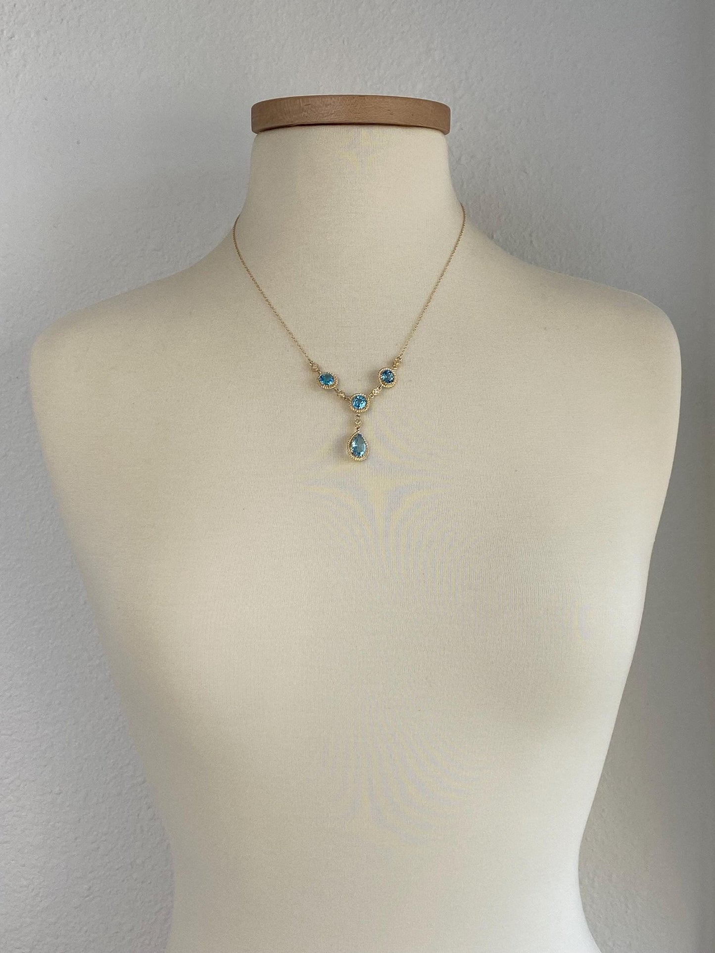 Vintage Solid 14k Yellow Gold Diamond Topaz Cable Chain Necklace - 20 inches