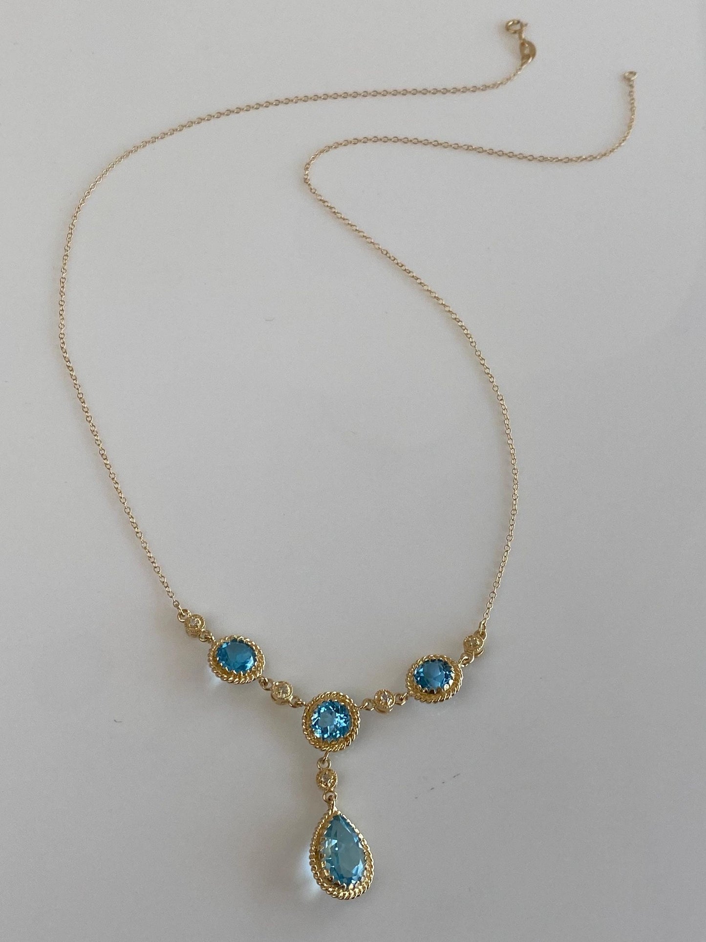 Vintage Solid 14k Yellow Gold Diamond Topaz Cable Chain Necklace - 20 inches