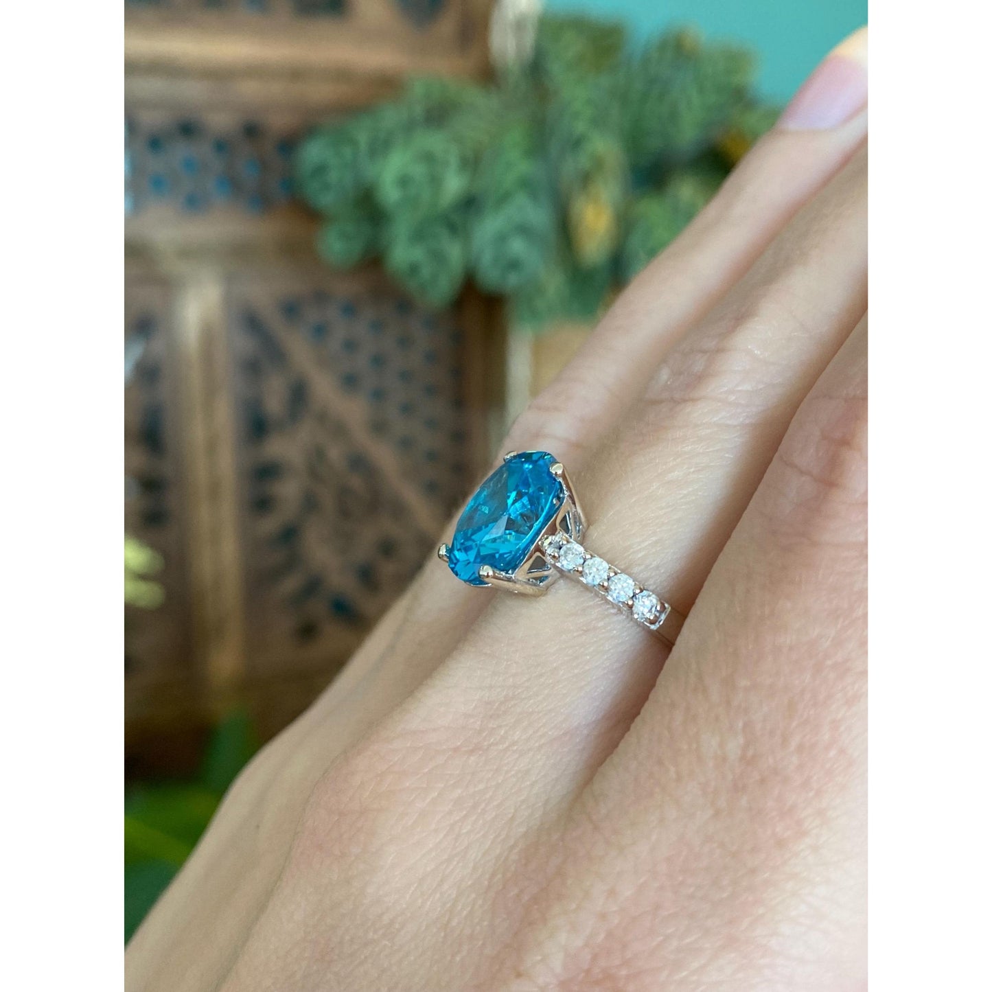 Solid 14k White Gold Diamond Clear &  Blue Cubic Zirconia Ring - Size 5.75