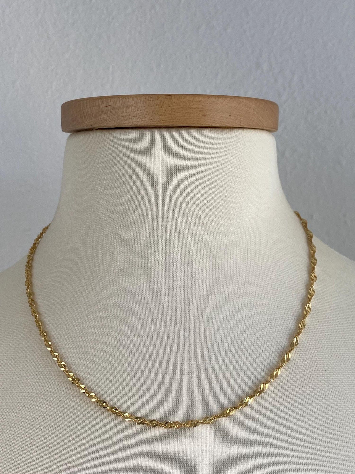 Vintage Solid 9k Yellow Gold Twist Chain Necklace - 19.25 inches