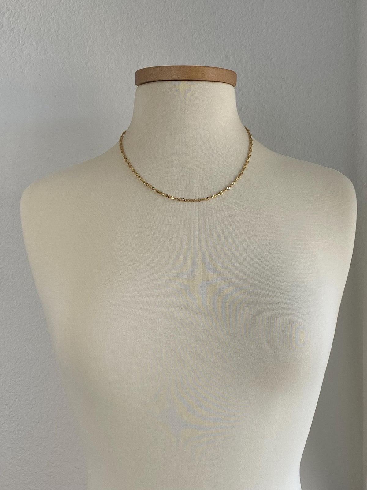 Vintage Solid 9k Yellow Gold Twist Chain Necklace - 19.25 inches