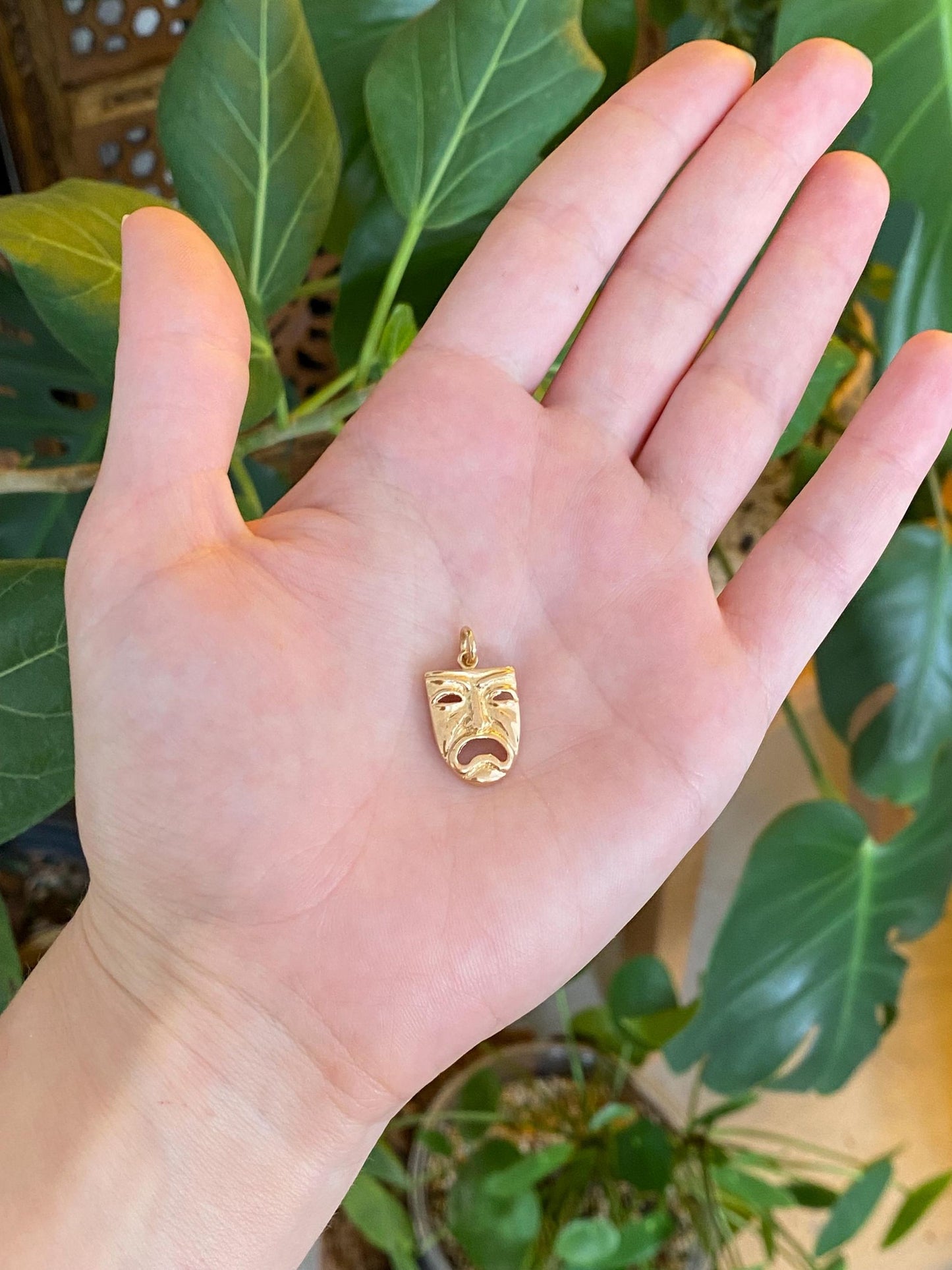 Vintage Solid 18k Yellow Gold Drama Tragedy Mask Charm