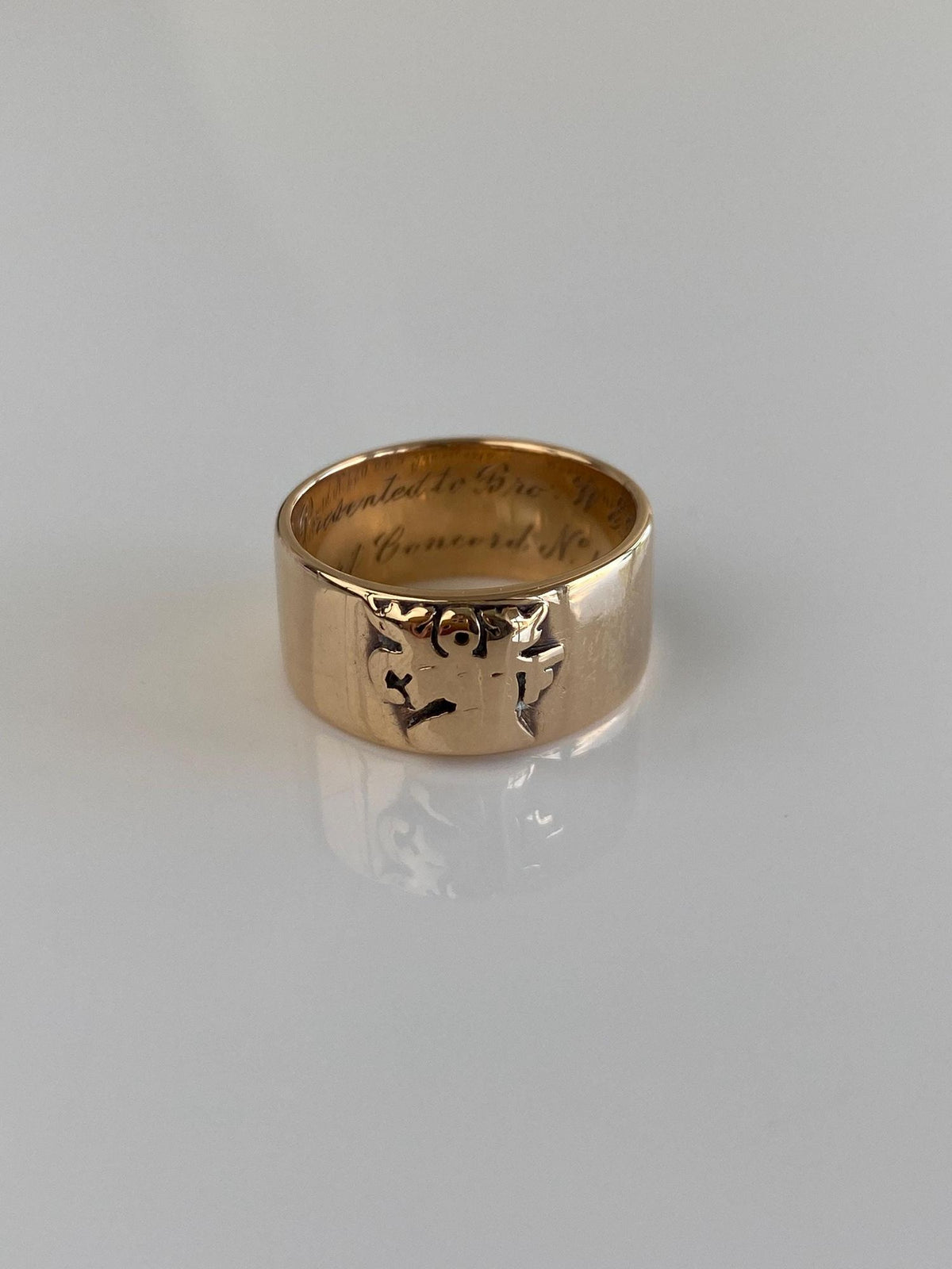 Vintage Solid 14k Rosey Gold Design Ring Band - Size 6