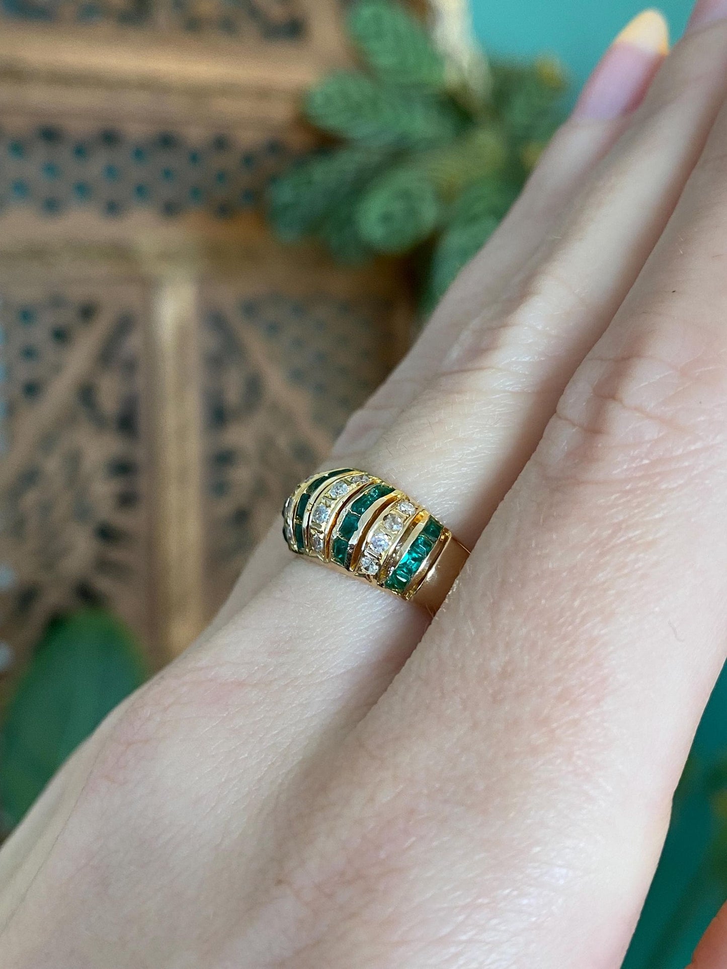 Vintage Solid 10k Yellow Gold Diamond Emerald Ring Band - Size 6.5