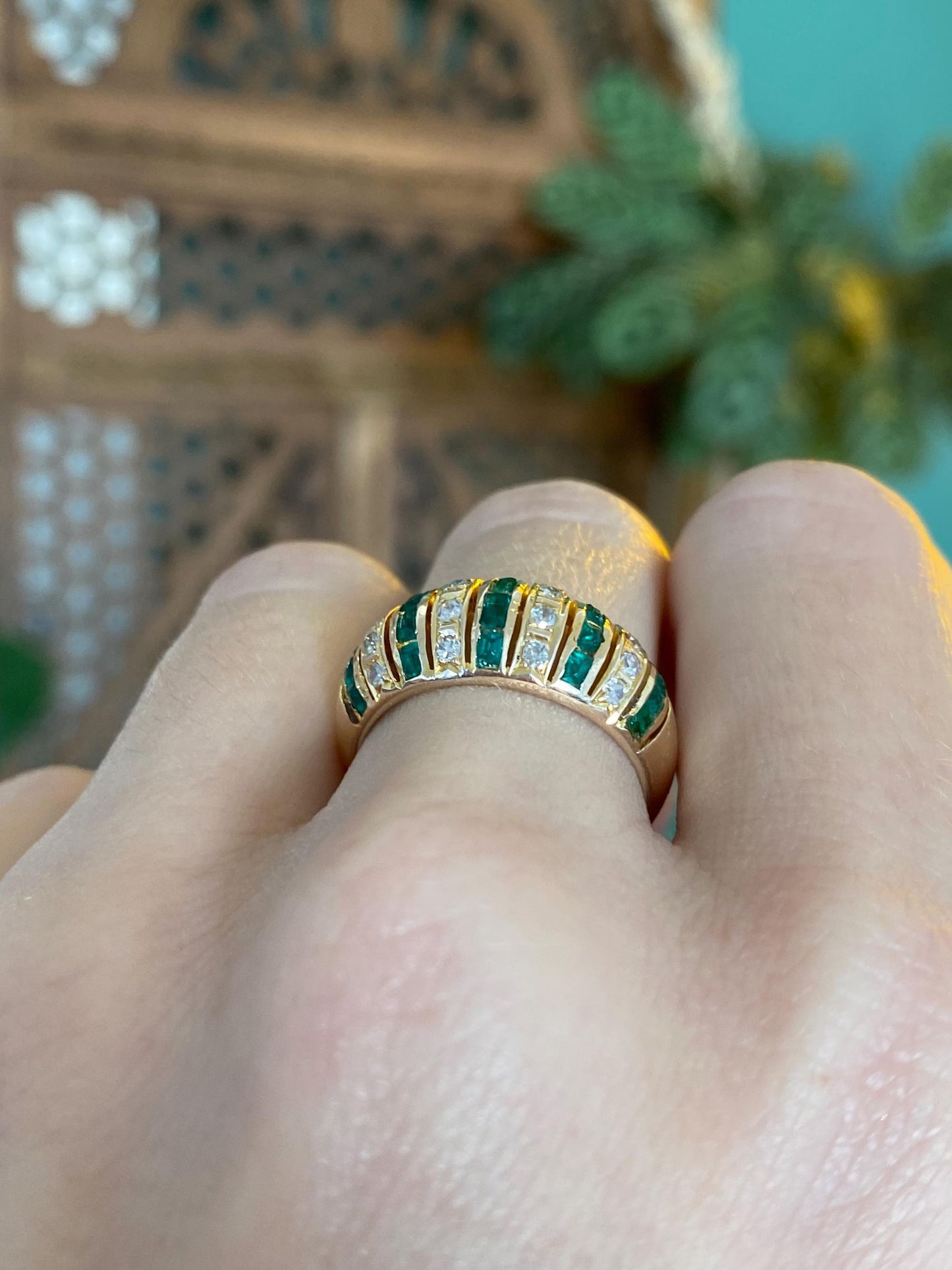 Vintage Solid 10k Yellow Gold Diamond Emerald Ring Band - Size 6.5