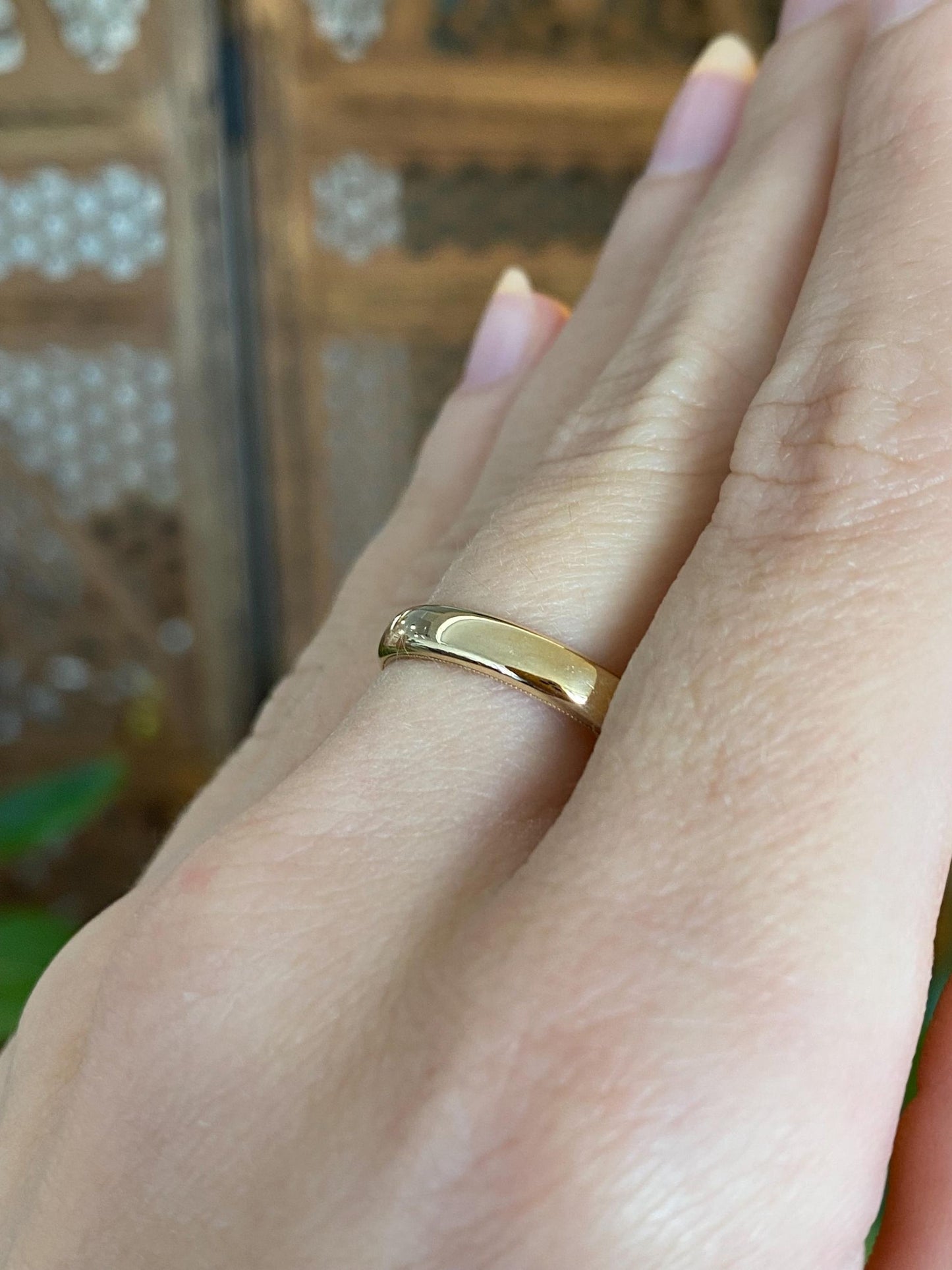 Vintage Solid 14k Yellow Gold Ring Band - Size 9.5