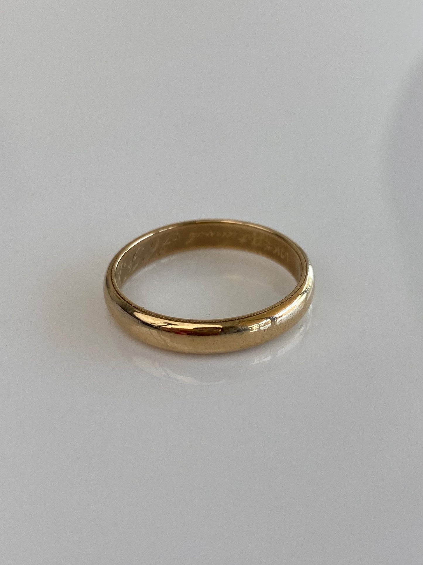 Vintage Solid 14k Yellow Gold Ring Band - Size 9.5