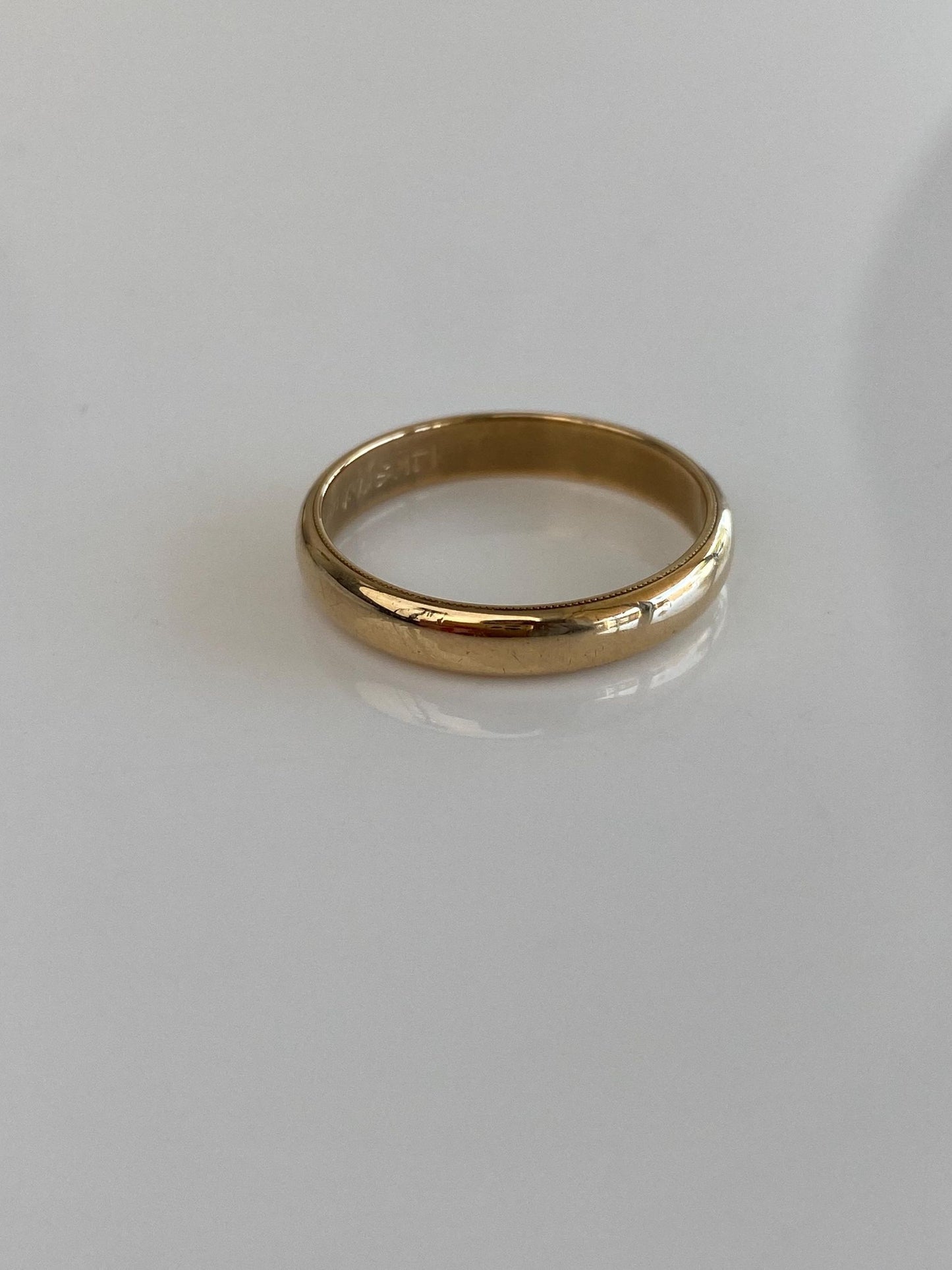 Vintage Solid 14k Yellow Gold Ring Band - Size 9.5