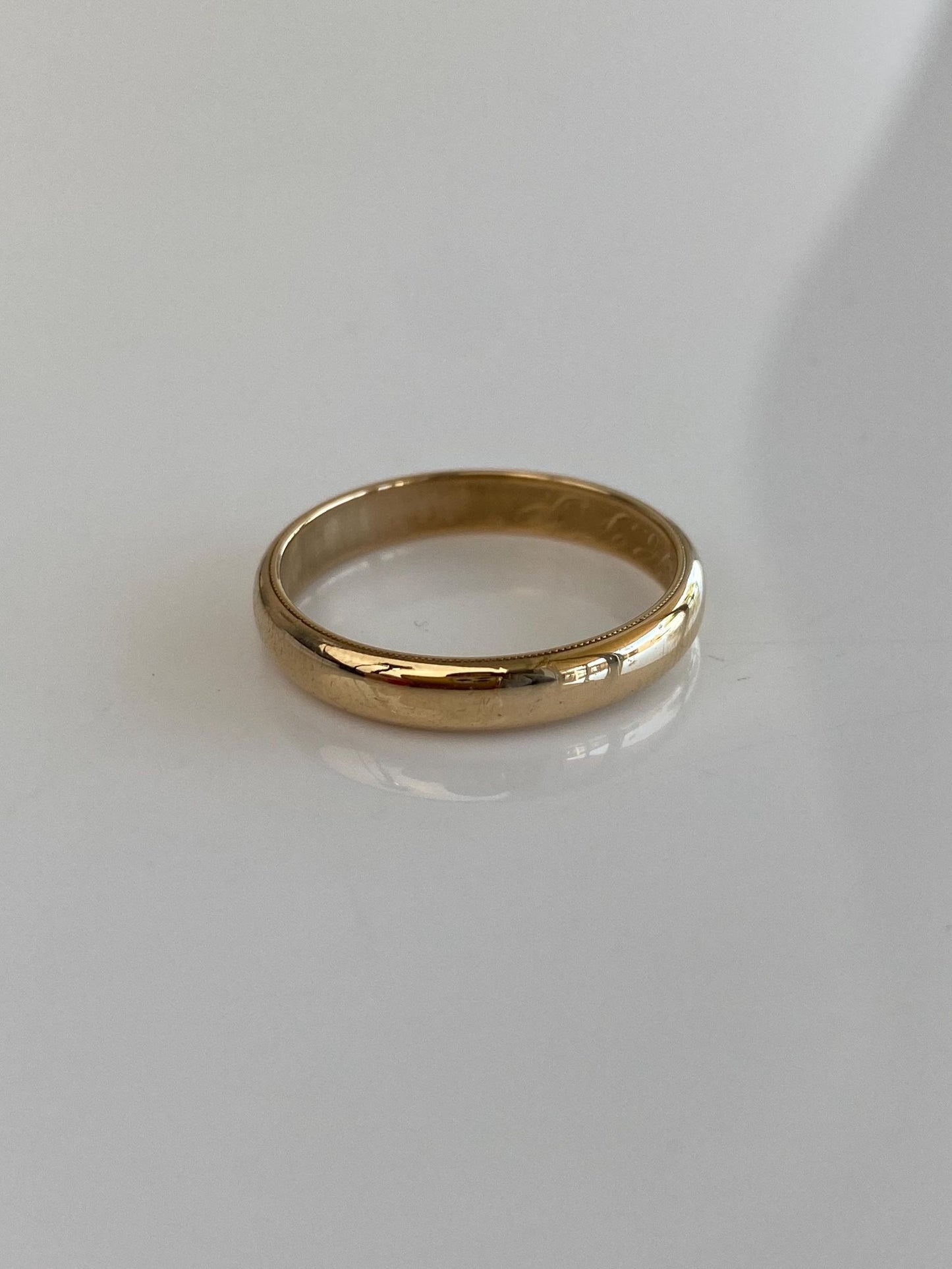 Vintage Solid 14k Yellow Gold Ring Band - Size 9.5