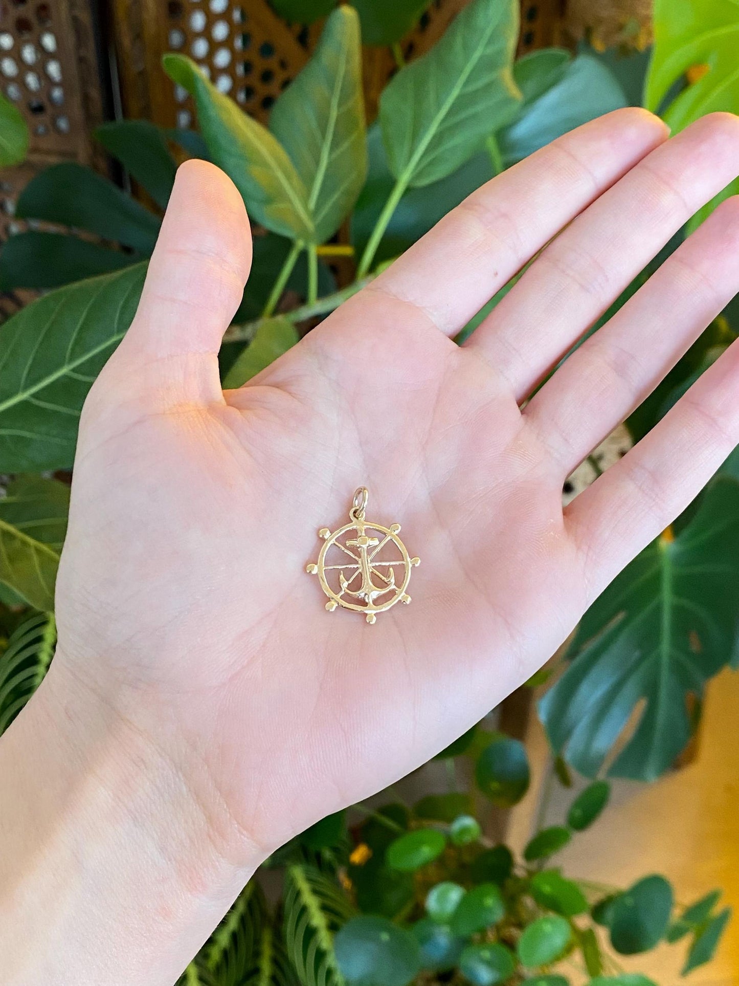 Vintage Solid 10k Yellow Gold Anchor Helm Charm