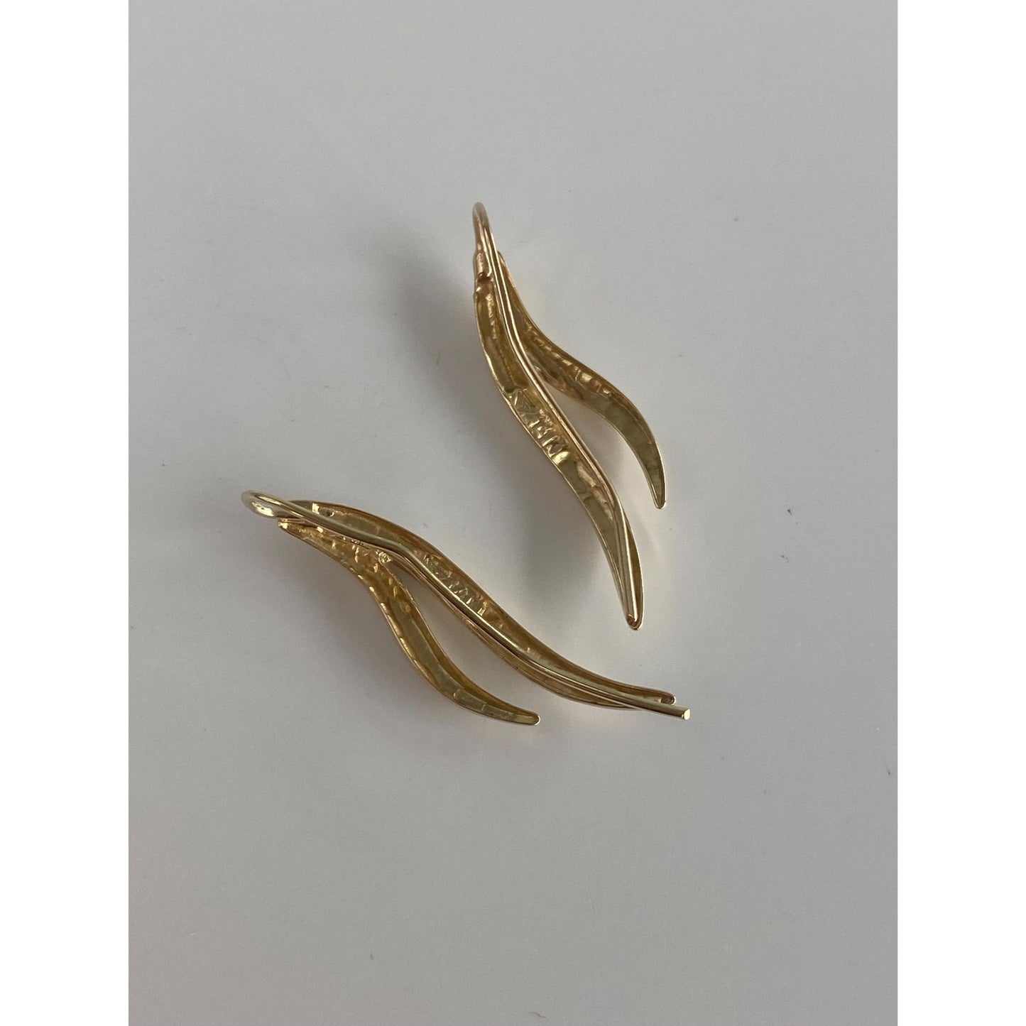 Vintage Solid 14k Yellow Gold Spiral Drop Earrings
