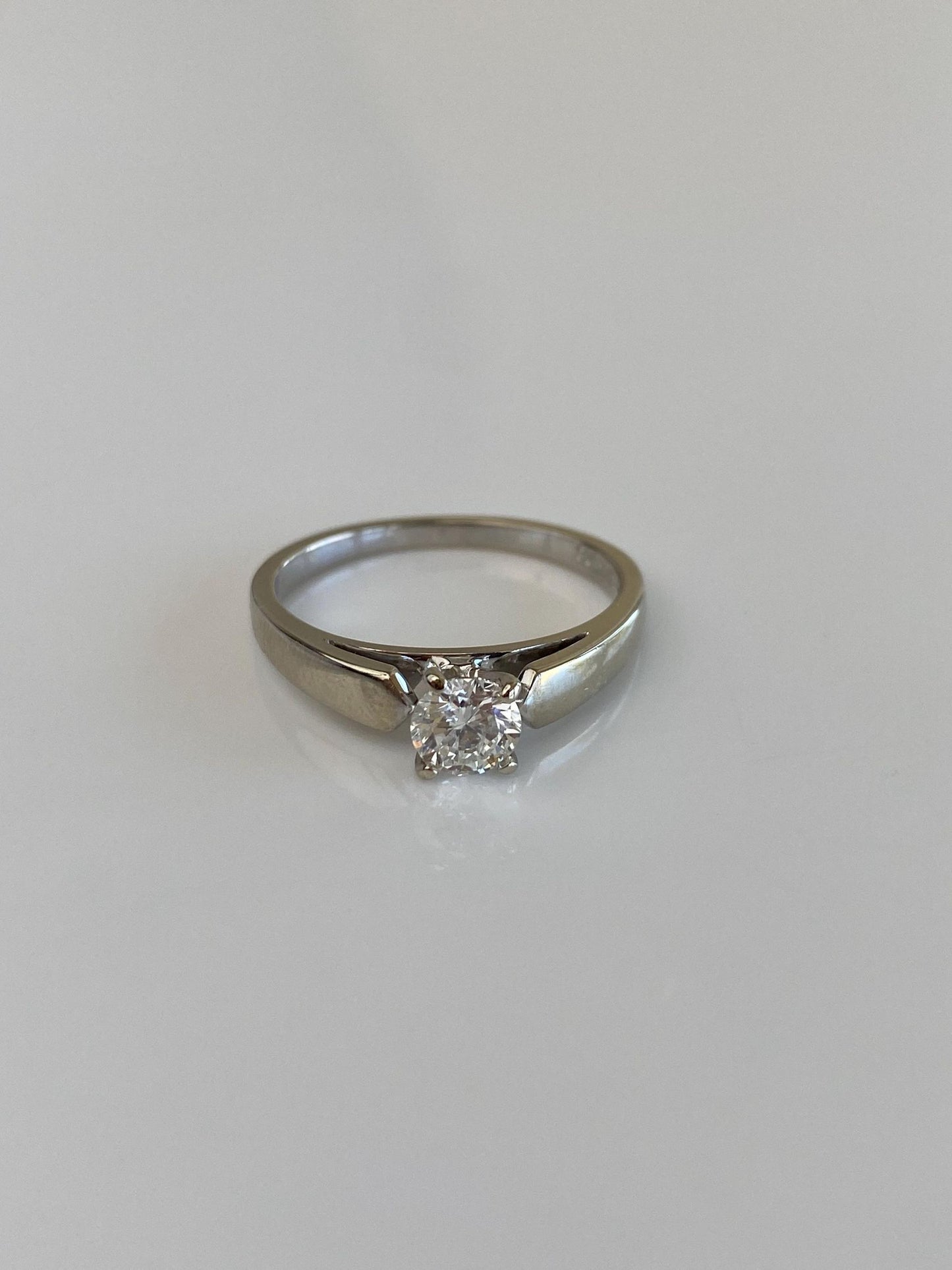 Vintage Solid 14k White Gold Diamond Ring - Size 6.25