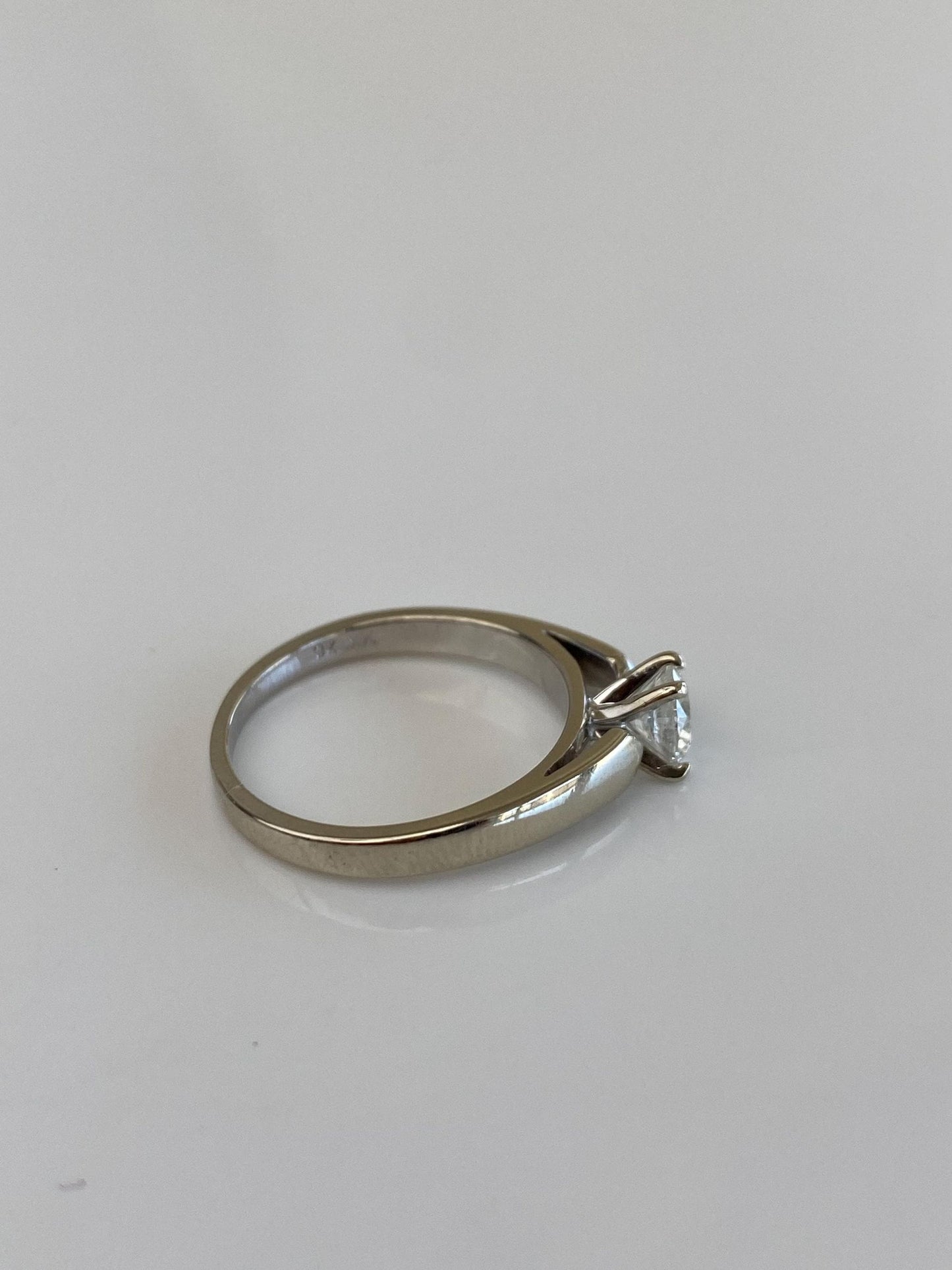Vintage Solid 14k White Gold Diamond Ring - Size 6.25