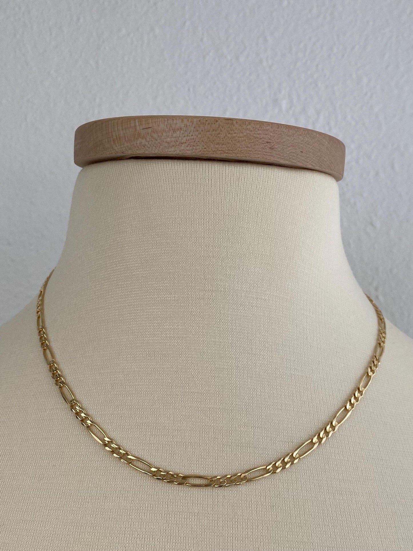Vintage Solid 14k Yellow Gold Figaro Chain Necklace - 18 inches