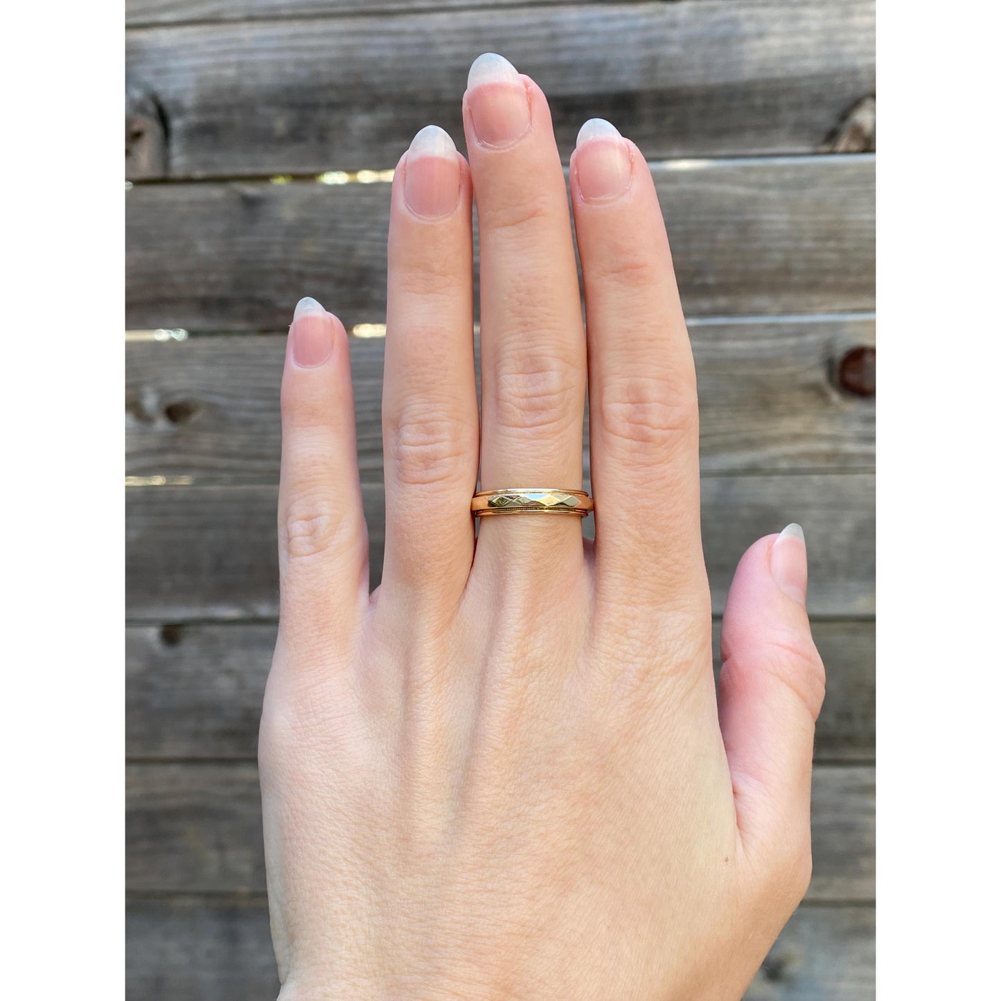 Vintage Solid 14k Yellow Gold Disco Faceted Ring Band - Size 6.75