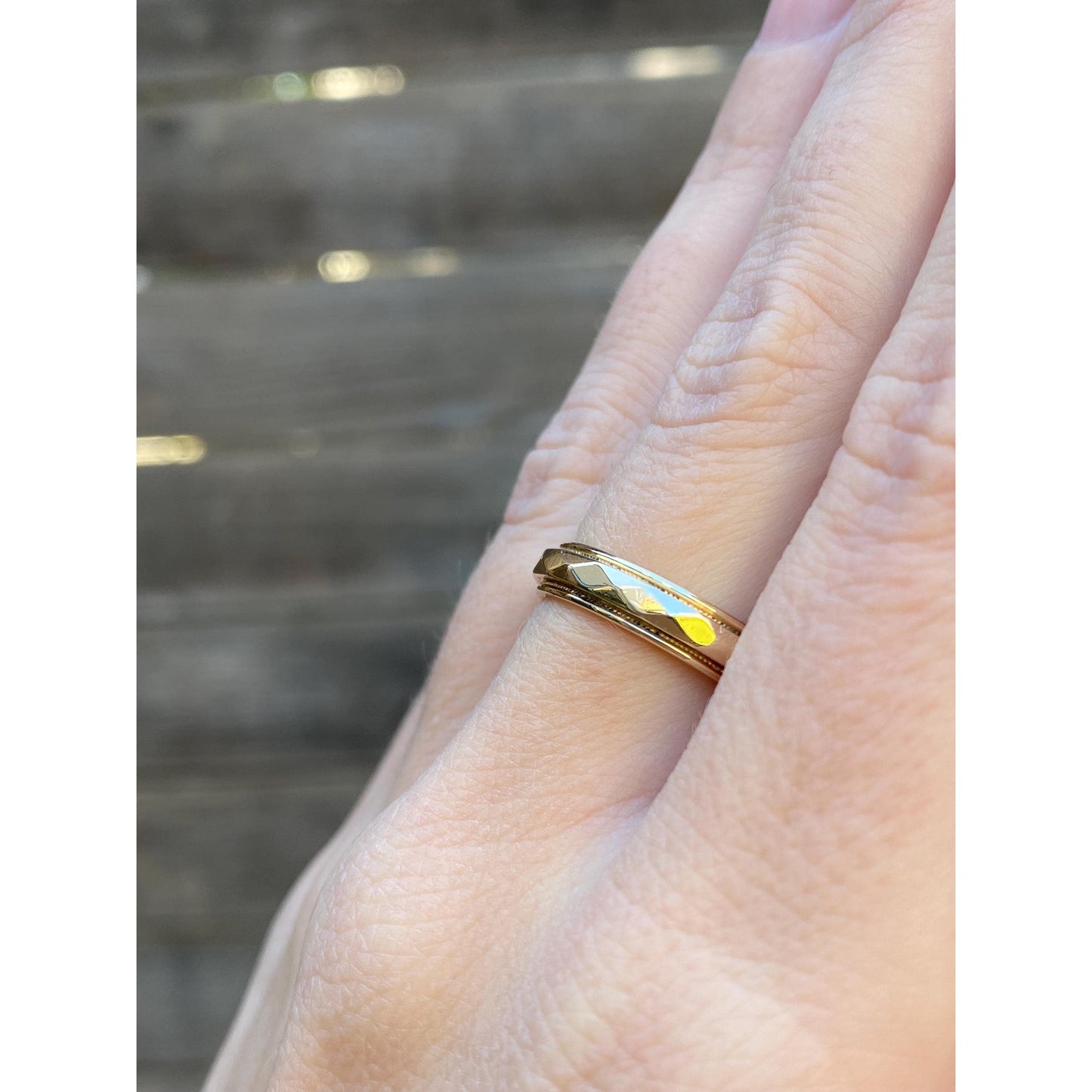 Vintage Solid 14k Yellow Gold Disco Faceted Ring Band - Size 6.75