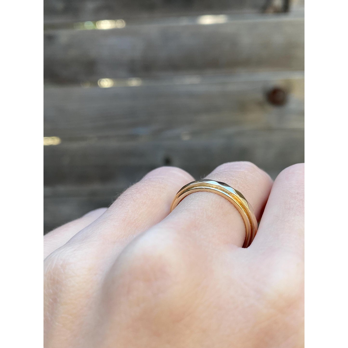 Vintage Solid 14k Yellow Gold Disco Faceted Ring Band - Size 6.75