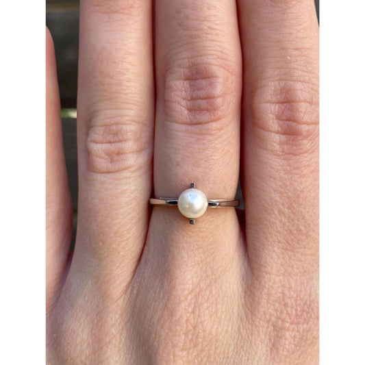 Vintage Solid 10k White Gold Pearl Ring - Size 5.75
