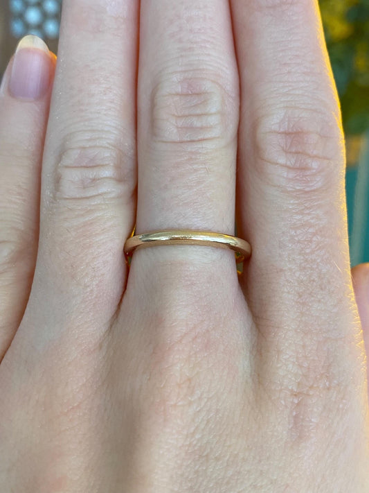 Vintage Solid 14k Yellow Gold Ring Band - Size 8