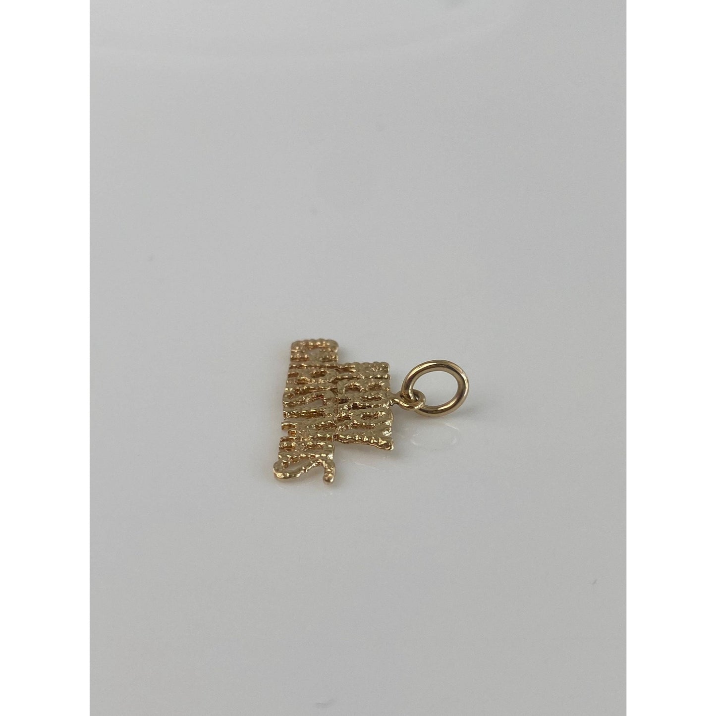 Vintage Solid 14k Yellow Gold Merry Christmas Charm