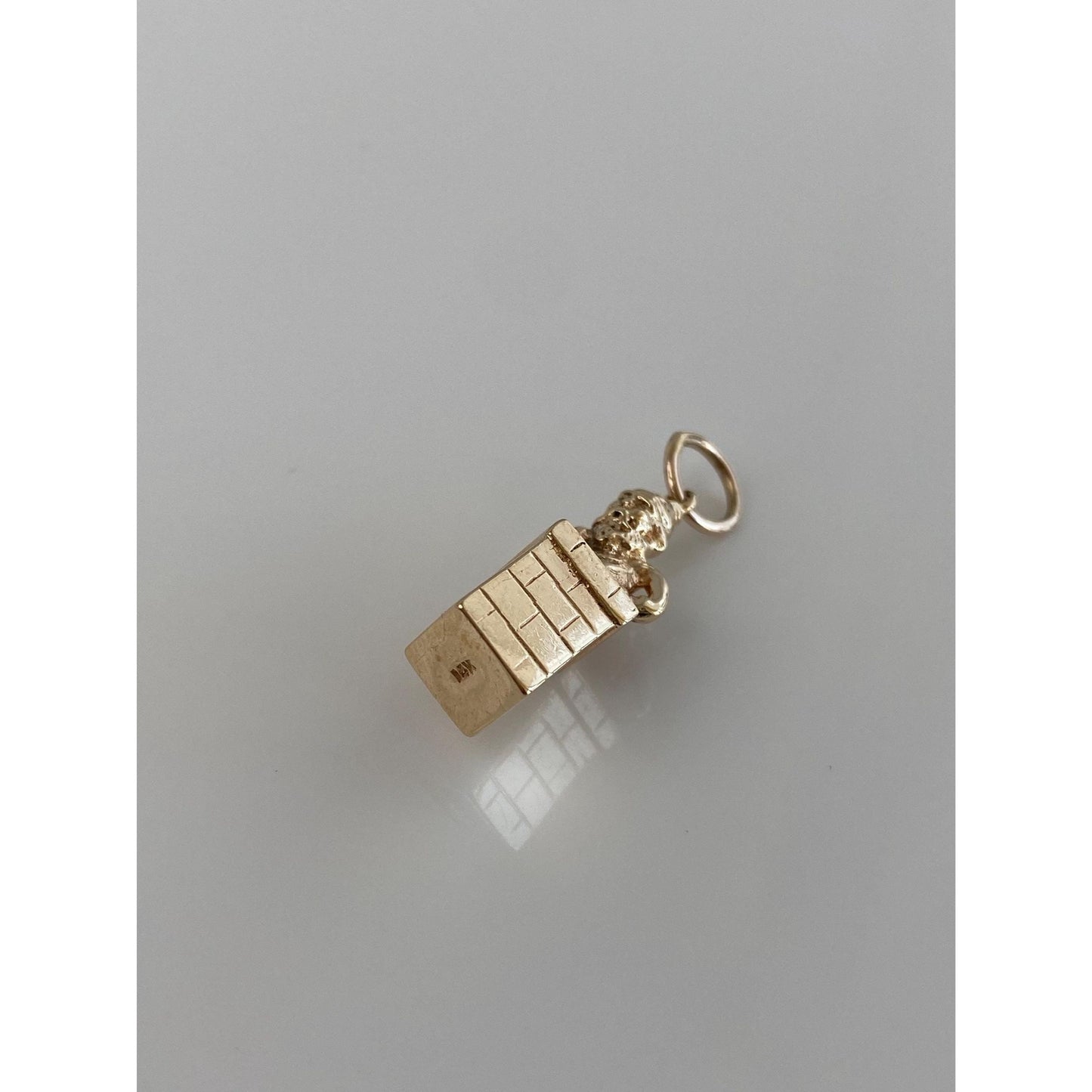 Vintage Solid 14k Yellow Gold Santa Chimney Charm
