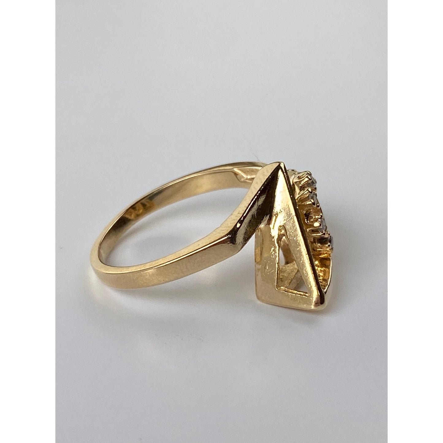 Vintage Solid 14k Yellow Gold Diamond Red Spinel Ring - Size 8