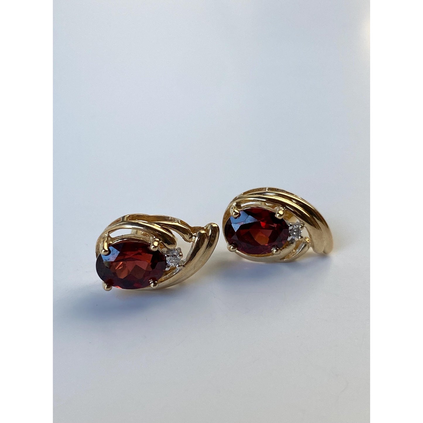 Vintage Solid 14k Yellow Gold Garnet Clear Sapphire Stud Earrings