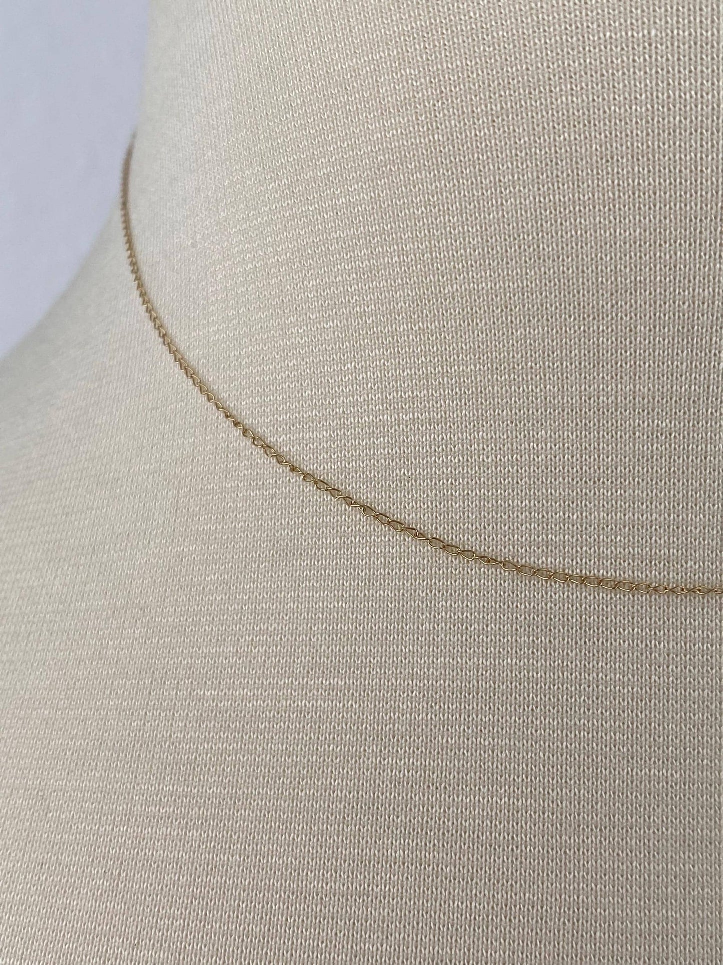 Vintage Solid 14k Yellow Gold Dainty Elongated Curb Chain Necklace - 15 inches