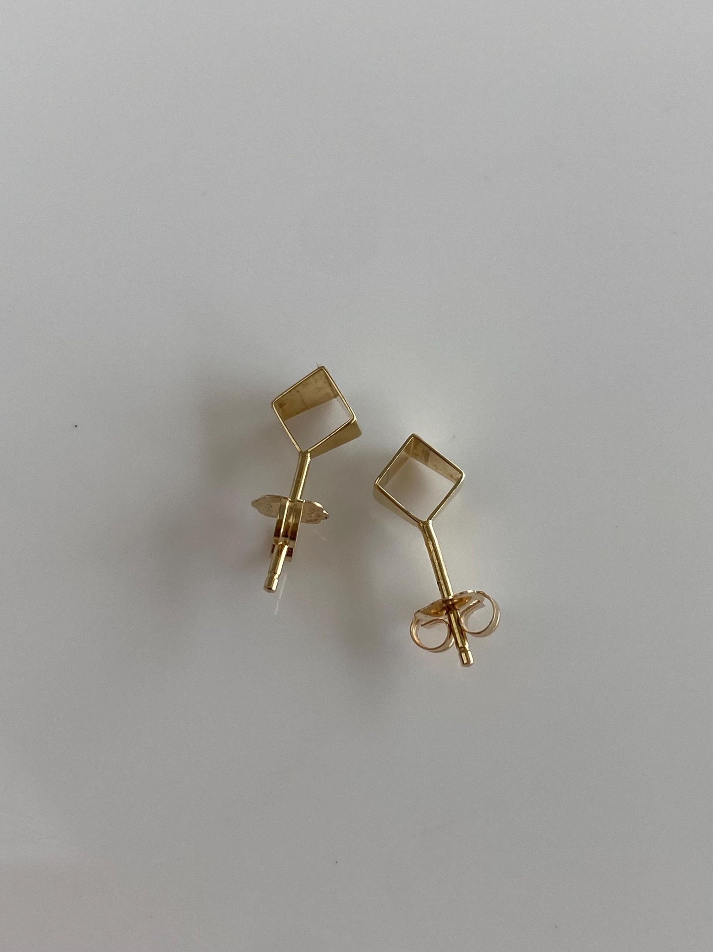 Vintage Solid 14k Yellow Gold Open Cube Stud Earrings