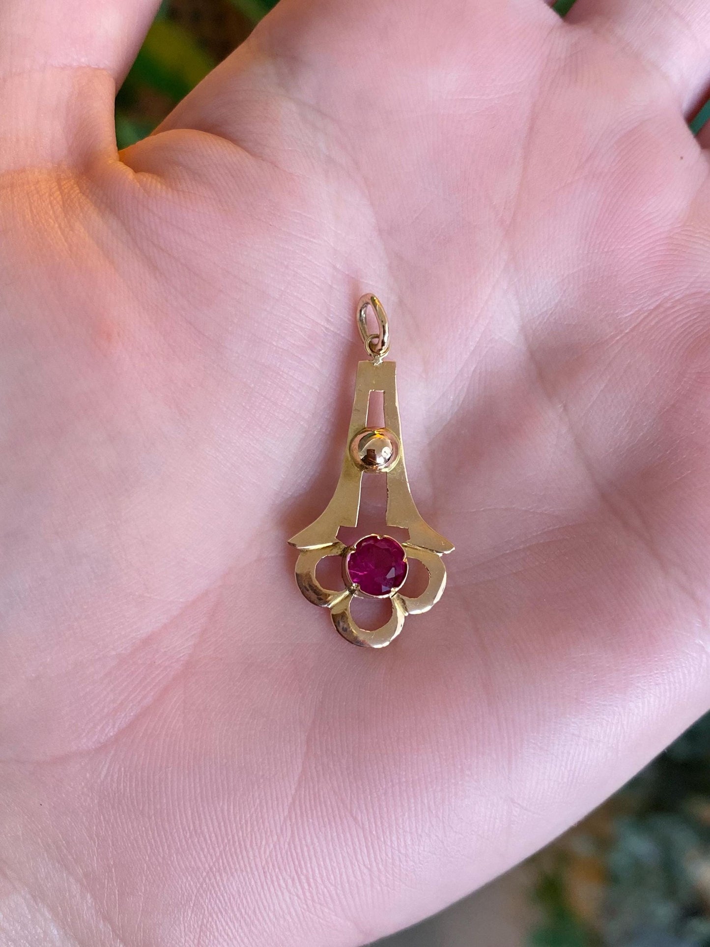 Vintage Solid 18k Rosey Gold Pink Sapphire Charm