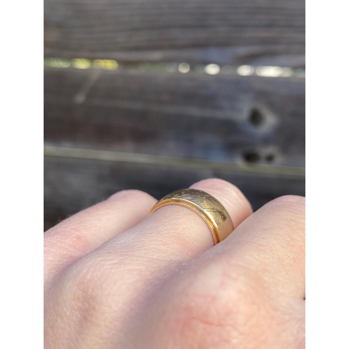 Vintage Solid 14k Yellow Gold Crosshatch Pattern Wide Ring Band - Size 5.25