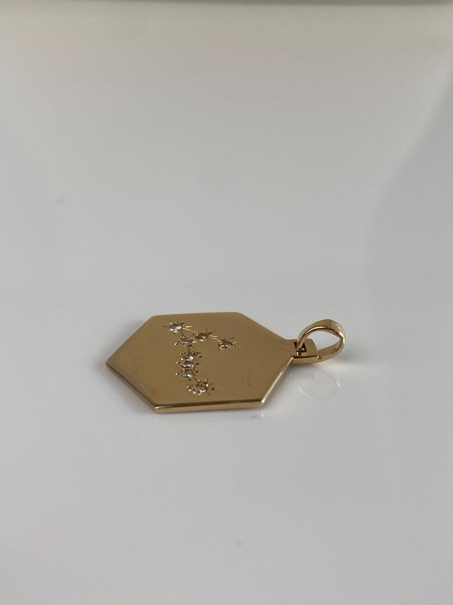 Vintage Solid 14k Yellow Gold Diamond Pisces Zodiac Constellation Charm