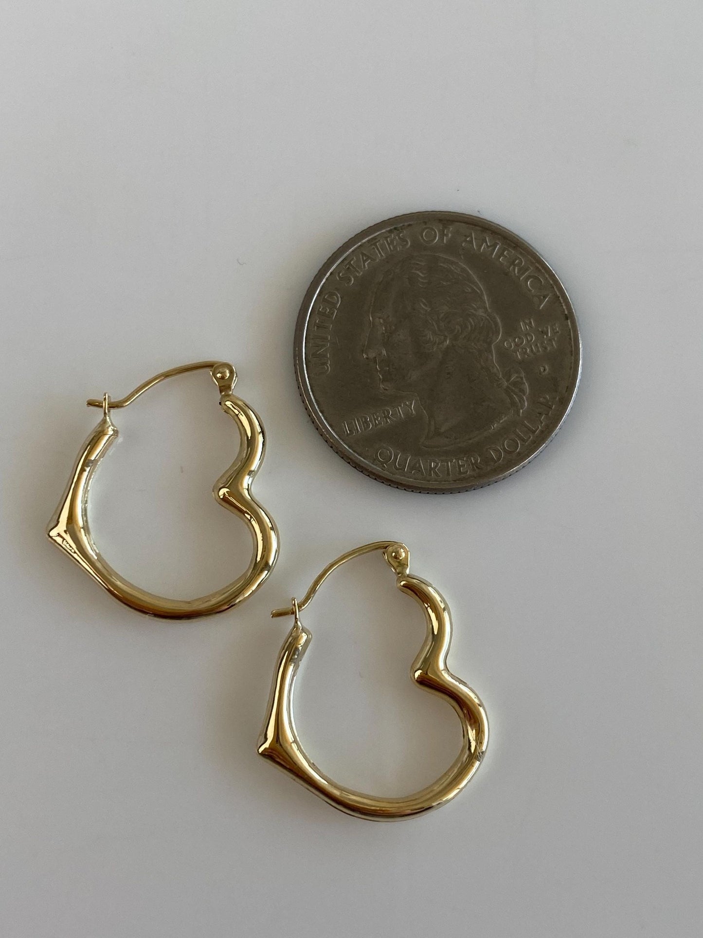 Vintage 14k Yellow Gold Heart Hoop Earrings
