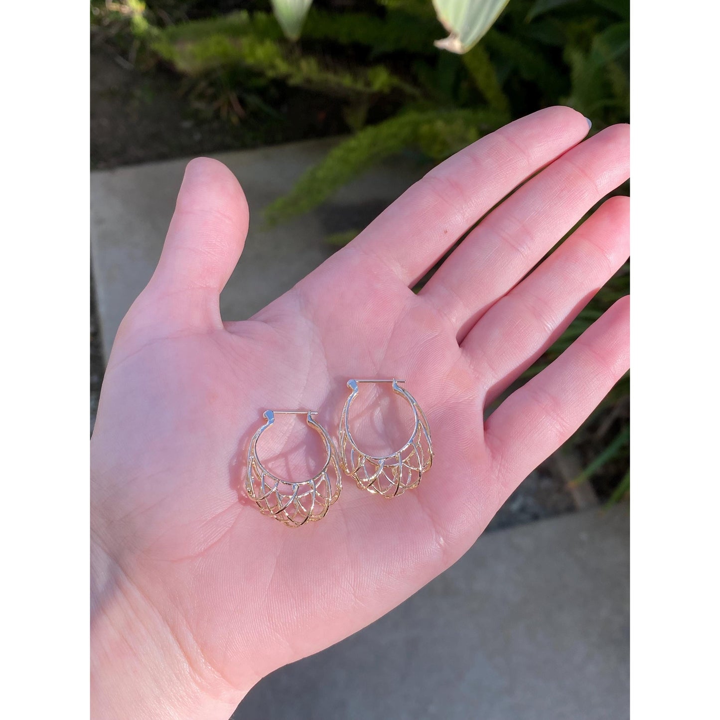 Vintage Solid 14k Yellow Gold Open Basket Hoop Earrings