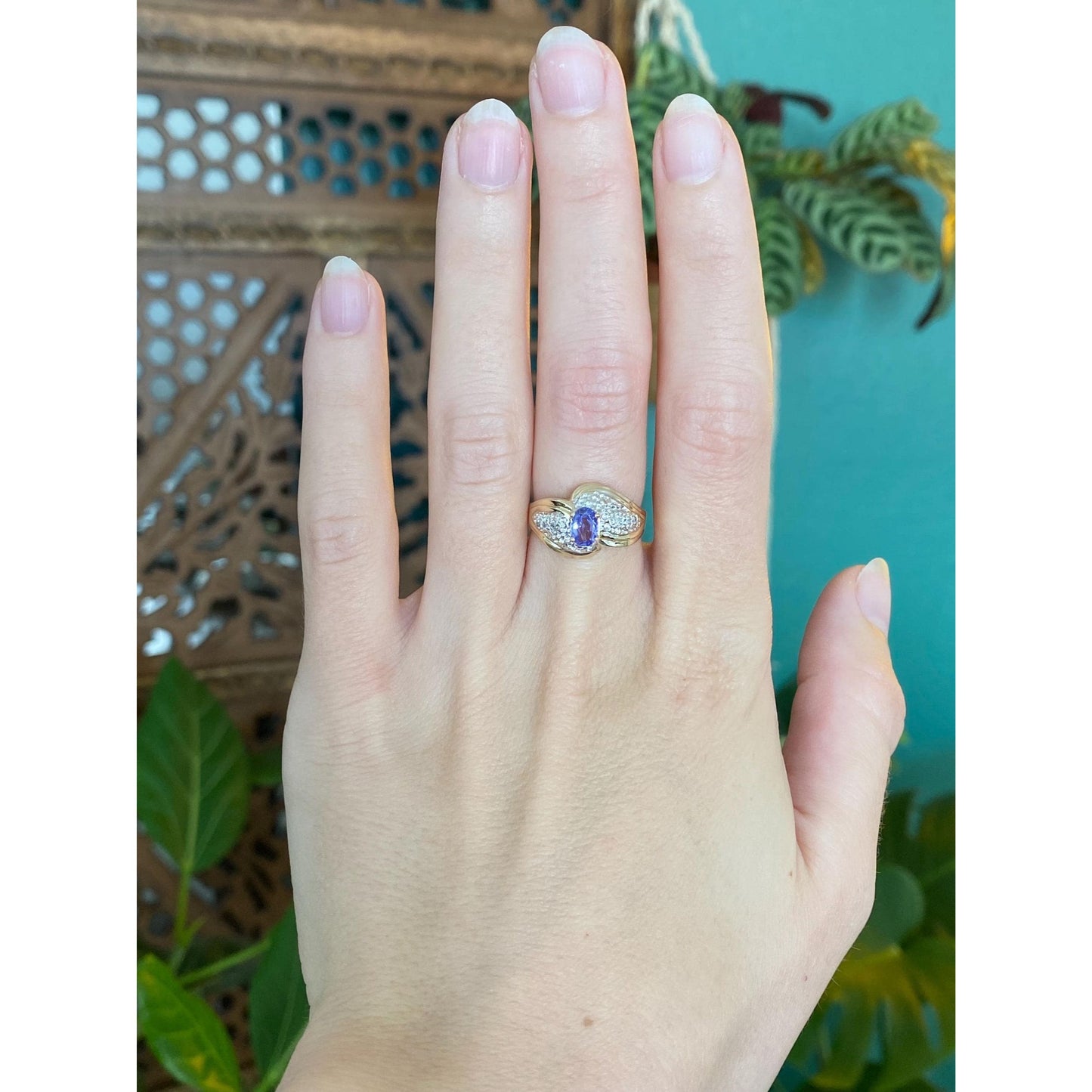 Solid 14k White & Yellow Gold Diamond Tanzanite Ring - Size 5.75