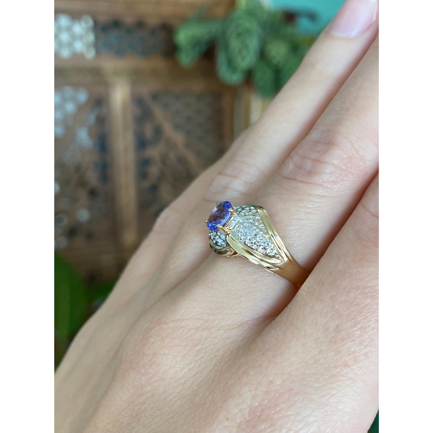Solid 14k White & Yellow Gold Diamond Tanzanite Ring - Size 5.75